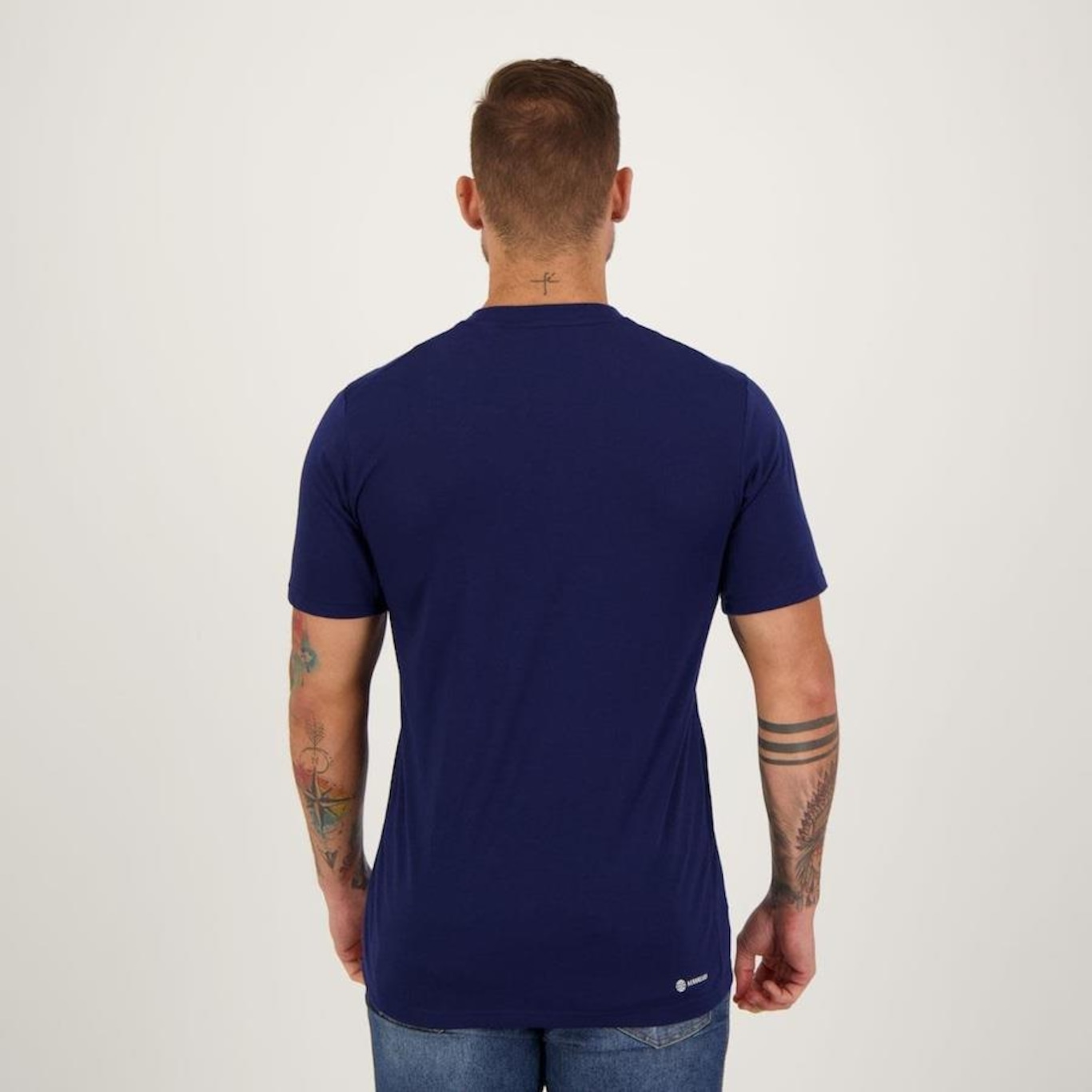 Camiseta adidas Essentials Logo - Masculina - Foto 3