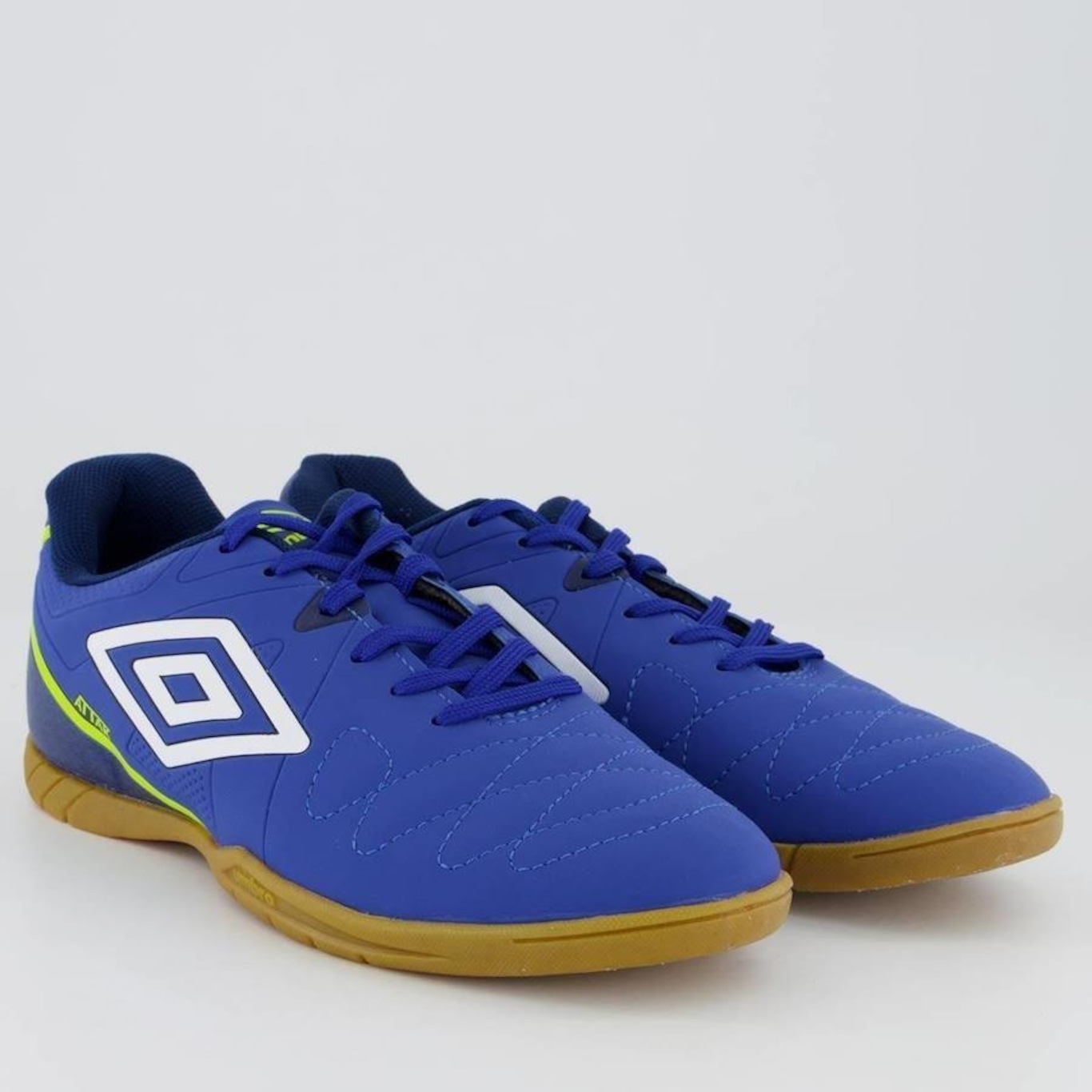 Chuteira Futsal Umbro Attak Eternal - Adulto - Foto 2