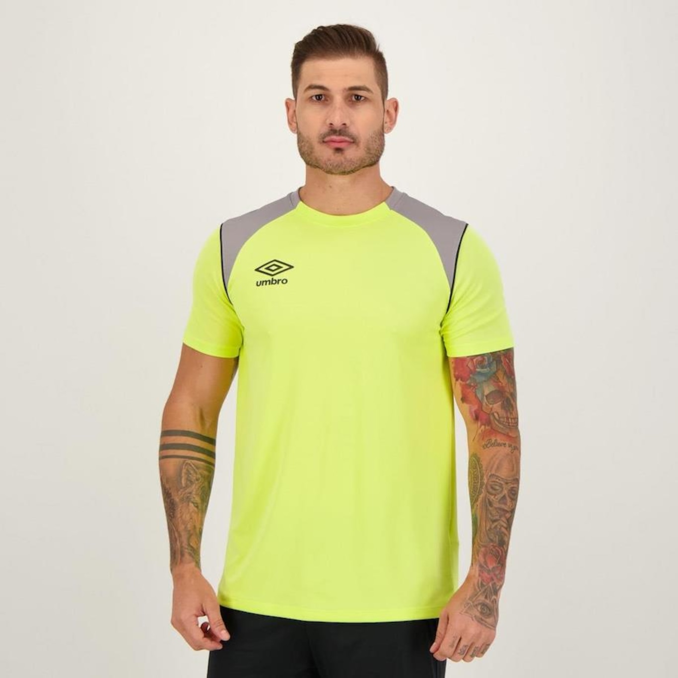 Camiseta Umbro Color Pipe - Masculina - Foto 5