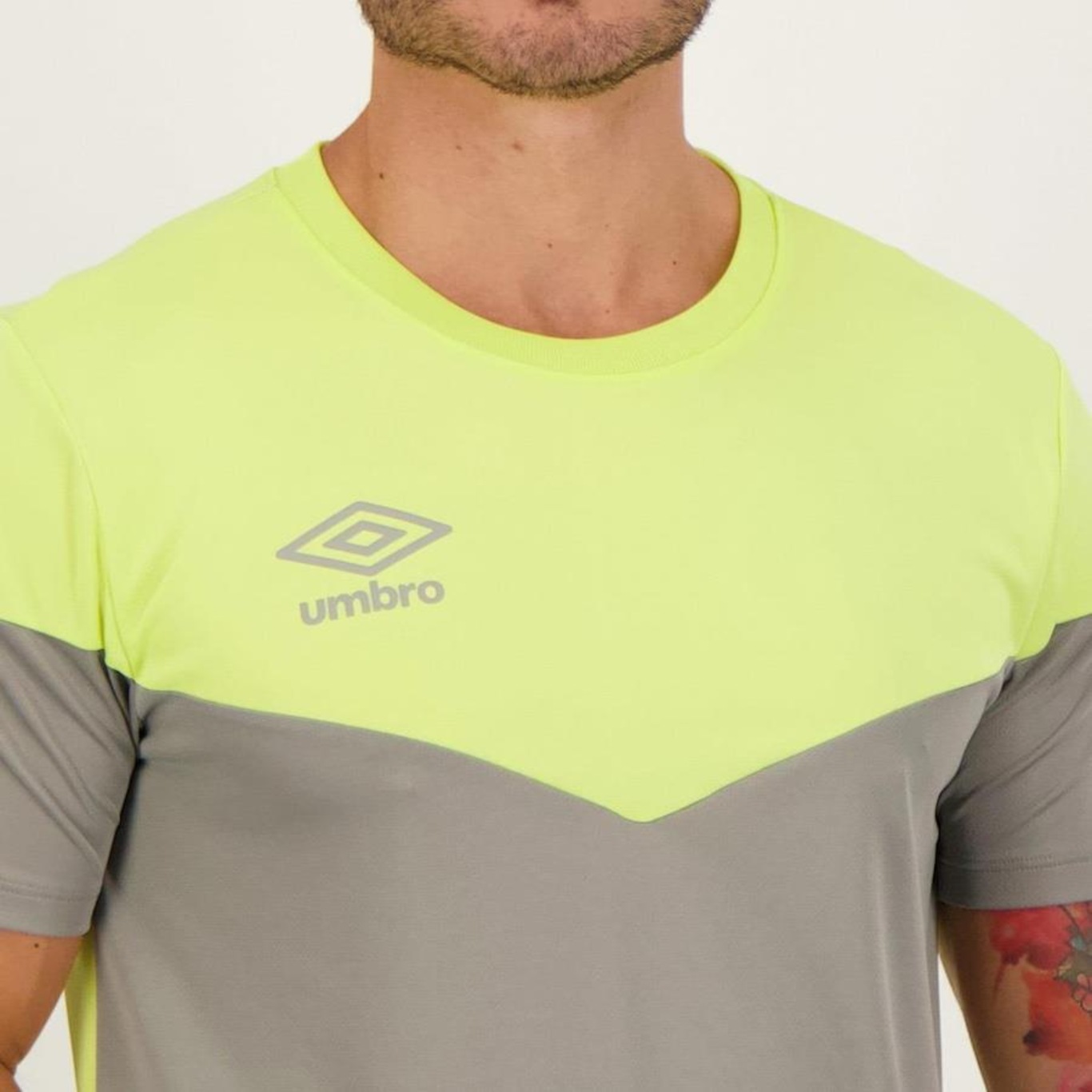 Camiseta Umbro Stadion - Masculina - Foto 4