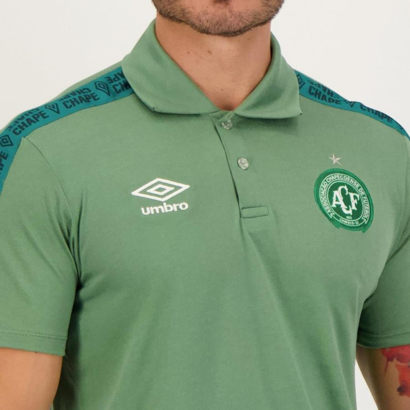 Camisa Polo da Chapecoense Viagem 2022 Umbro - Masculina - Foto 4