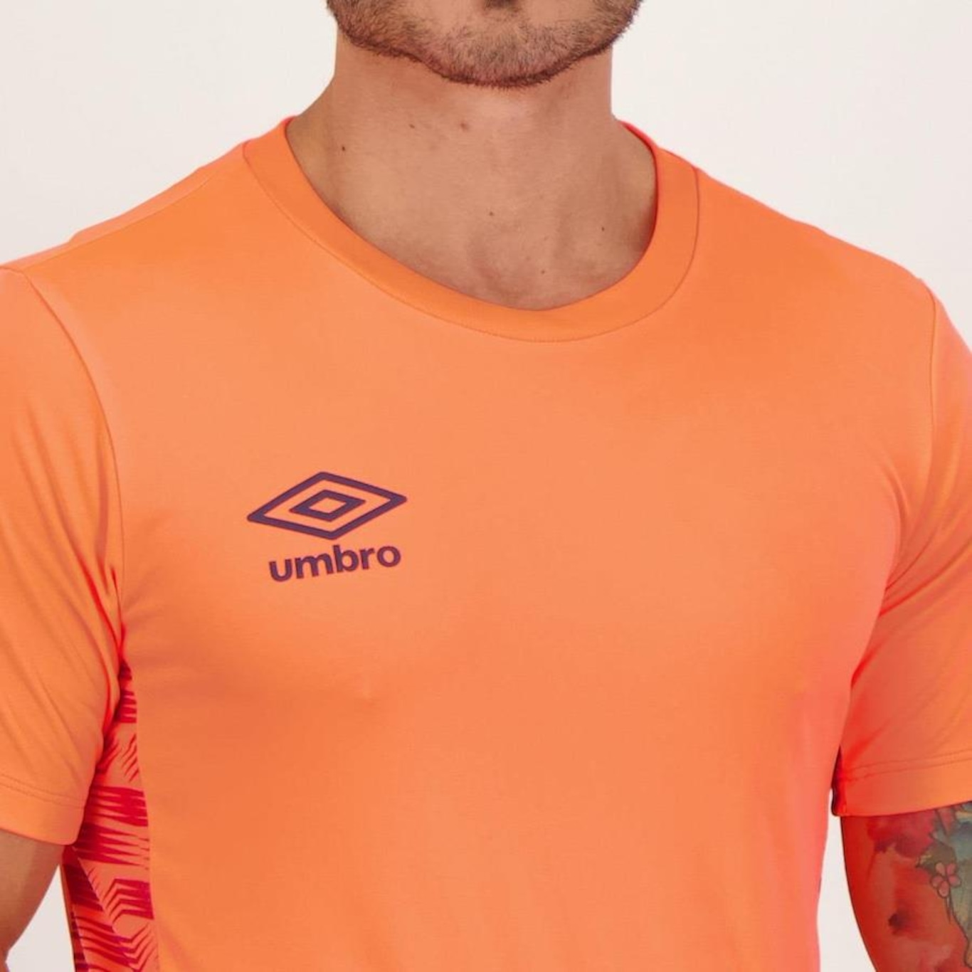 Camiseta Umbro Diamond Wave - Masculina - Foto 4