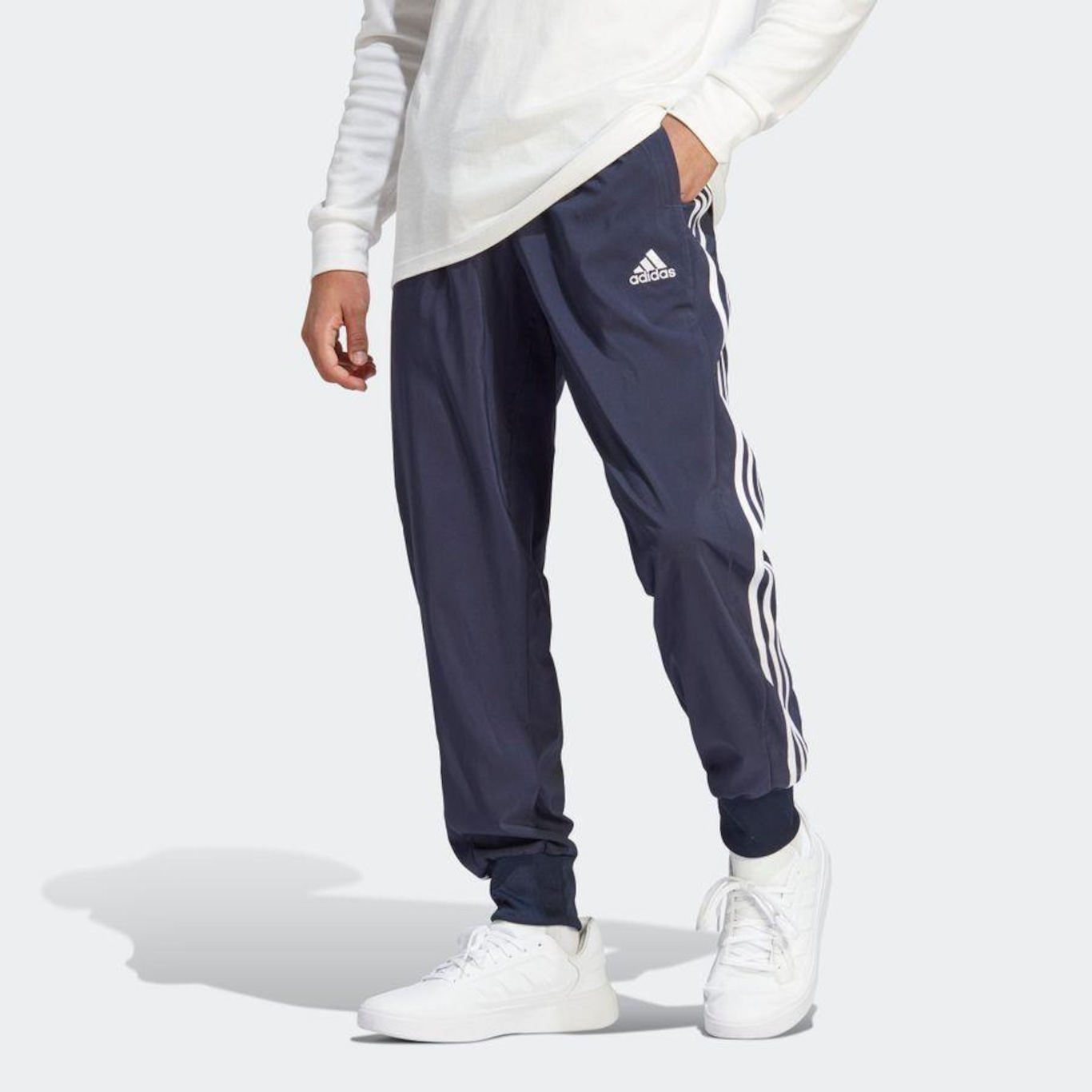 Calça adidas Essentials 3 Listras - Masculina - Foto 4