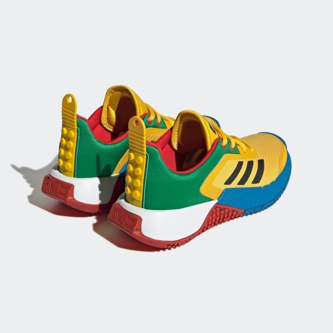 Tênis adidas DNA x LEGO® Two-Strap - Preto adidas | adidas Brasil