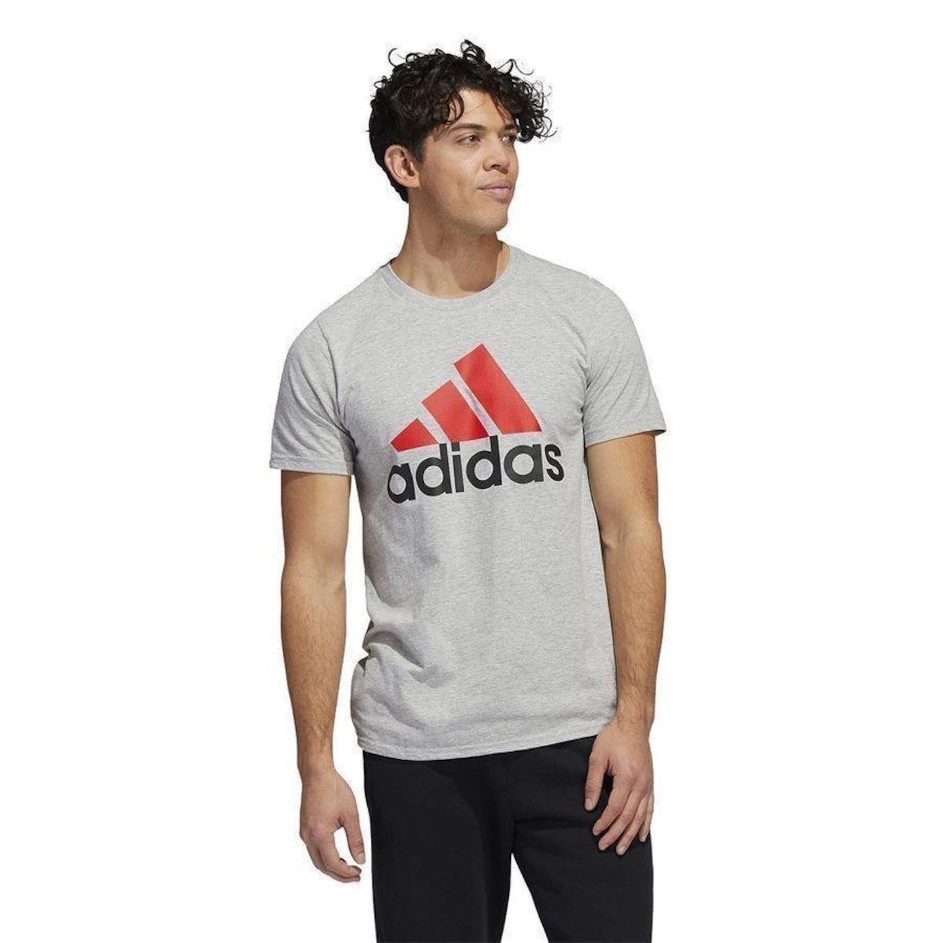 Camiseta adidas Basic Badge of Sport - Masculina - Foto 2