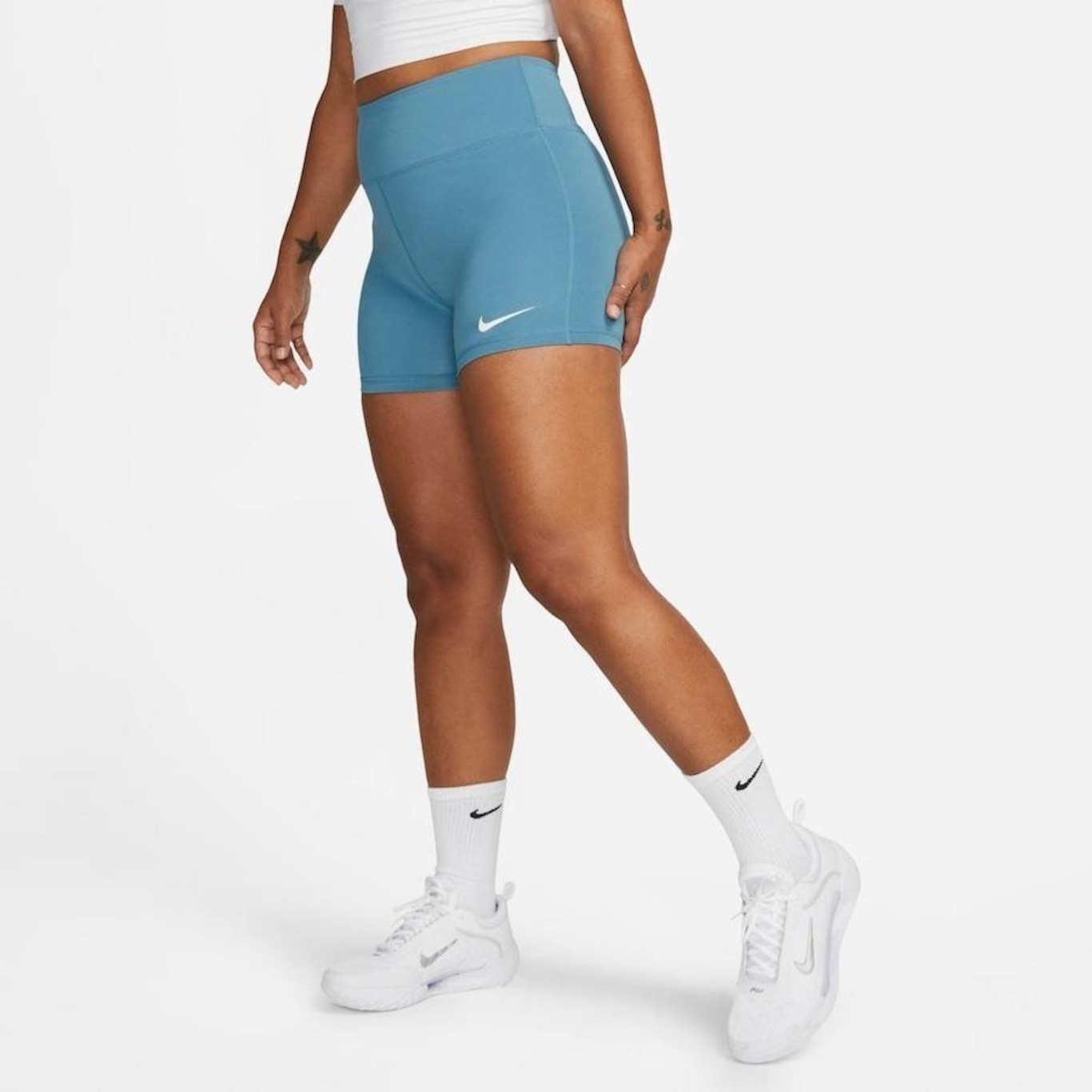 Shorts Nike Dri-FIT Zenvy Feminino - Compre Agora