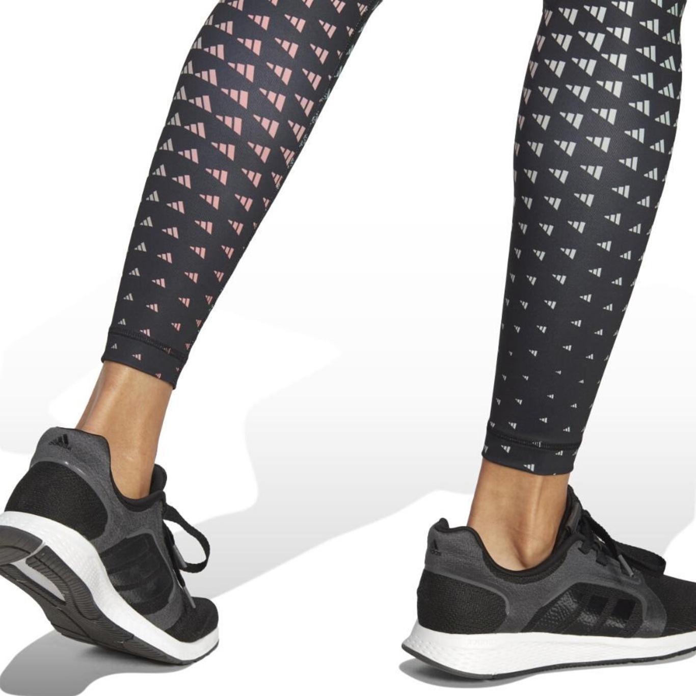 Calça Legging adidas Essentials Brand Love - Feminina - Foto 5