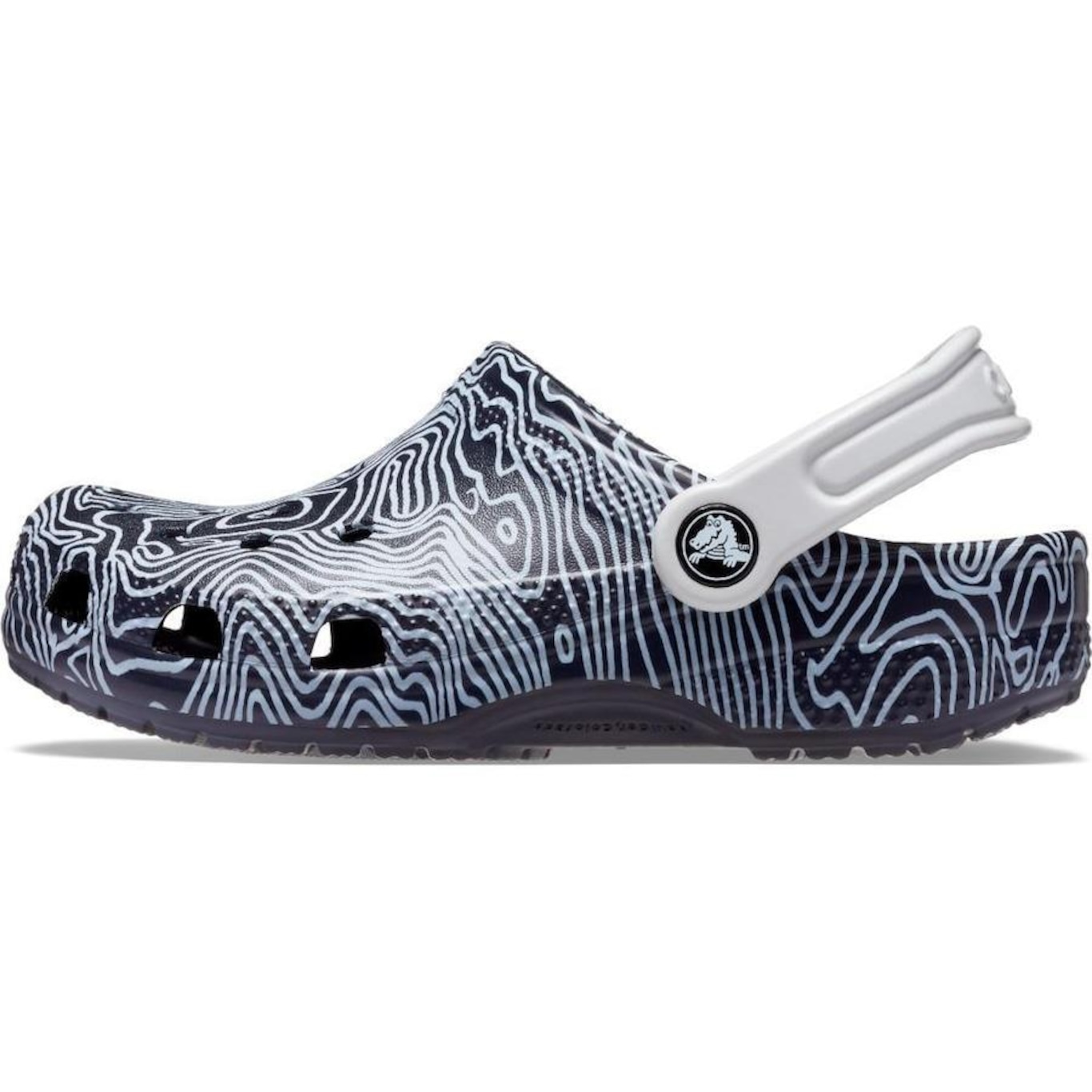 Sandália Crocs Classic Topographic Clog Deep - Infantil - Foto 2