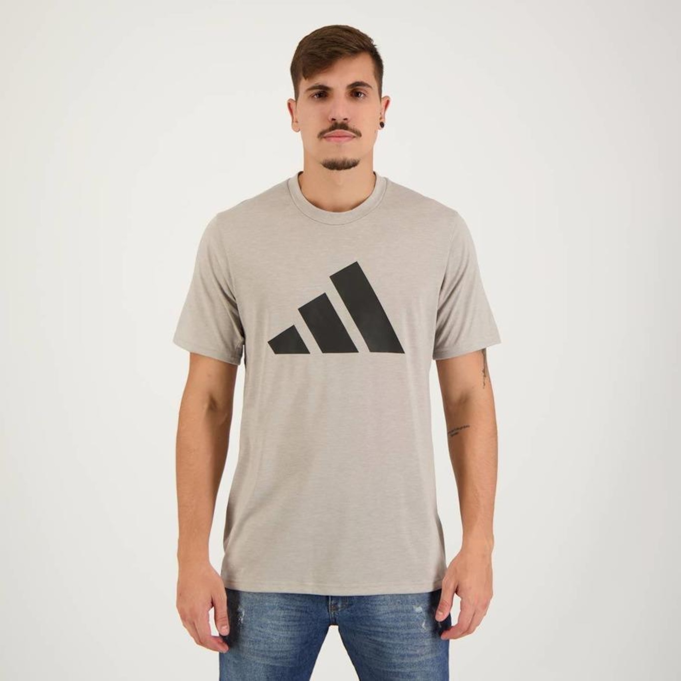 Camiseta adidas Essentials Logo - Masculina - Foto 1