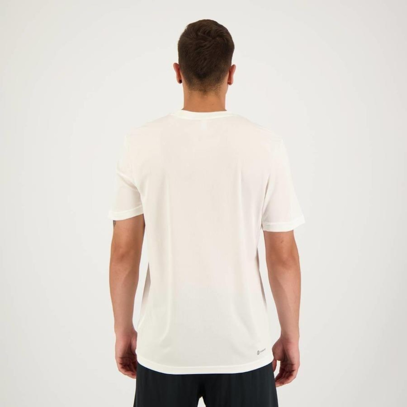 Camiseta adidas Essentials Base - Masculina - Foto 3