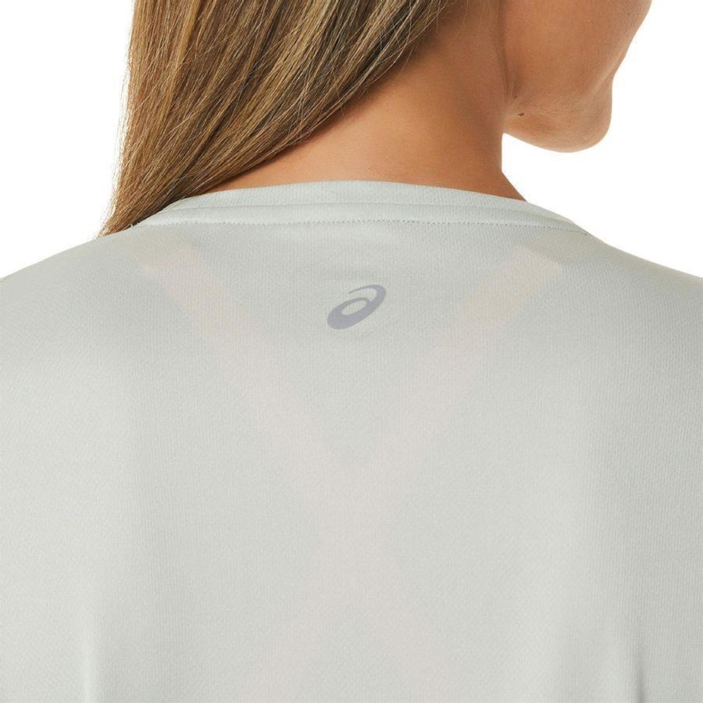 Camiseta Asics Manga Longa Fujitrail Logo - Feminina - Foto 5