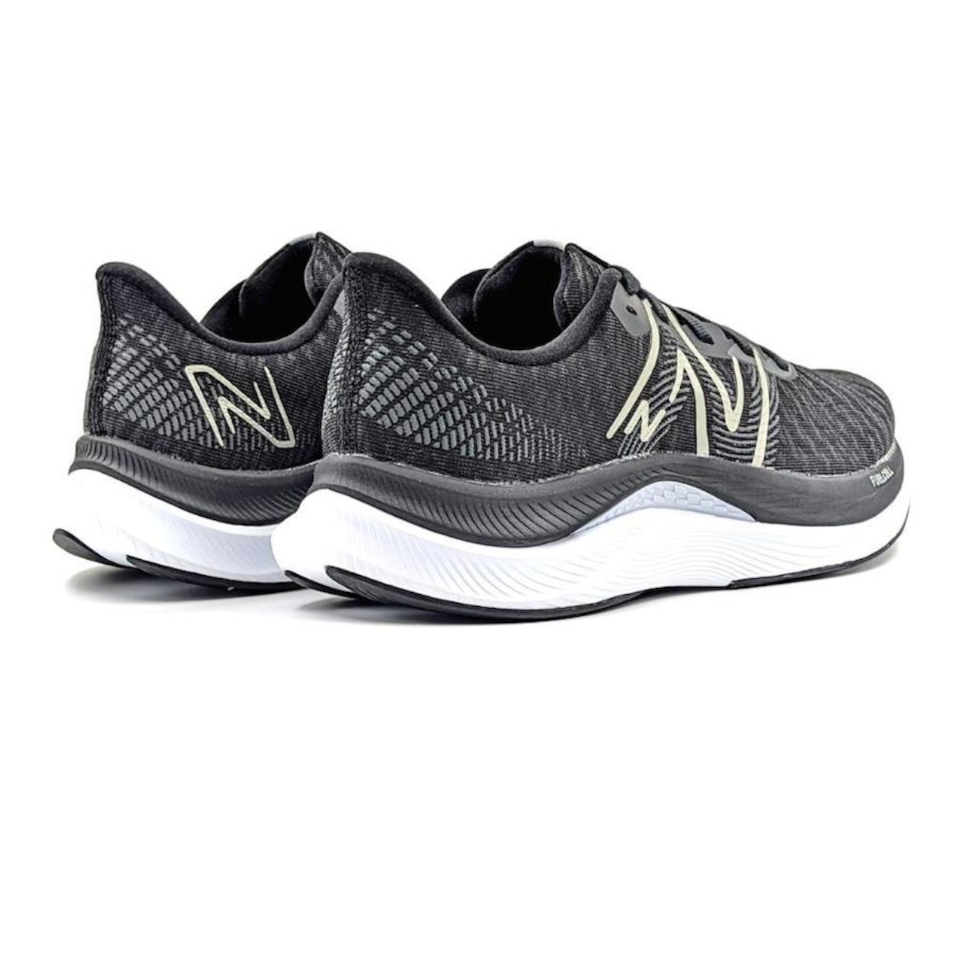 Tênis New Balance Fuelcell Propelv4 - Feminino - Foto 5