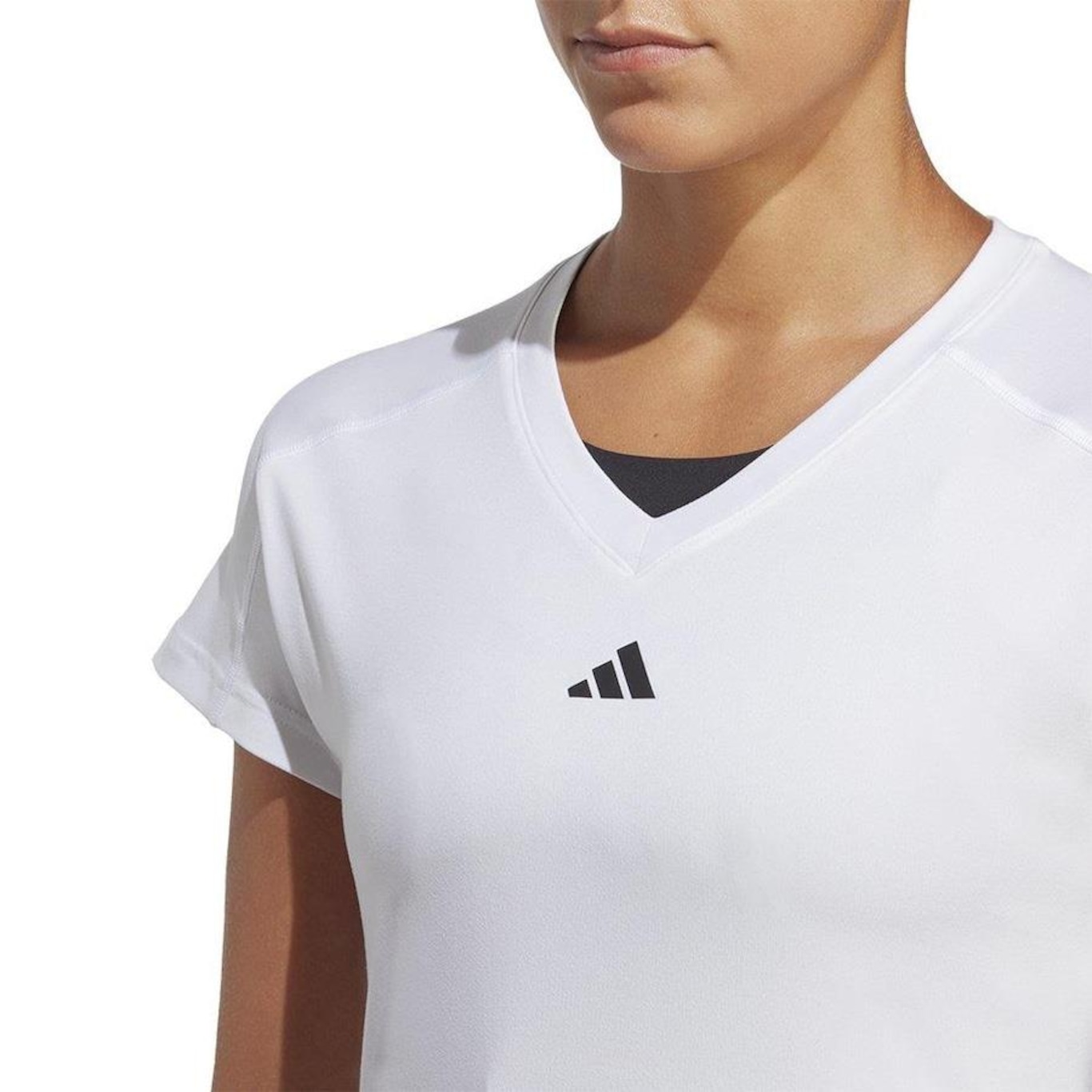 Camiseta adidas Essentials Minimal - Feminina - Foto 2