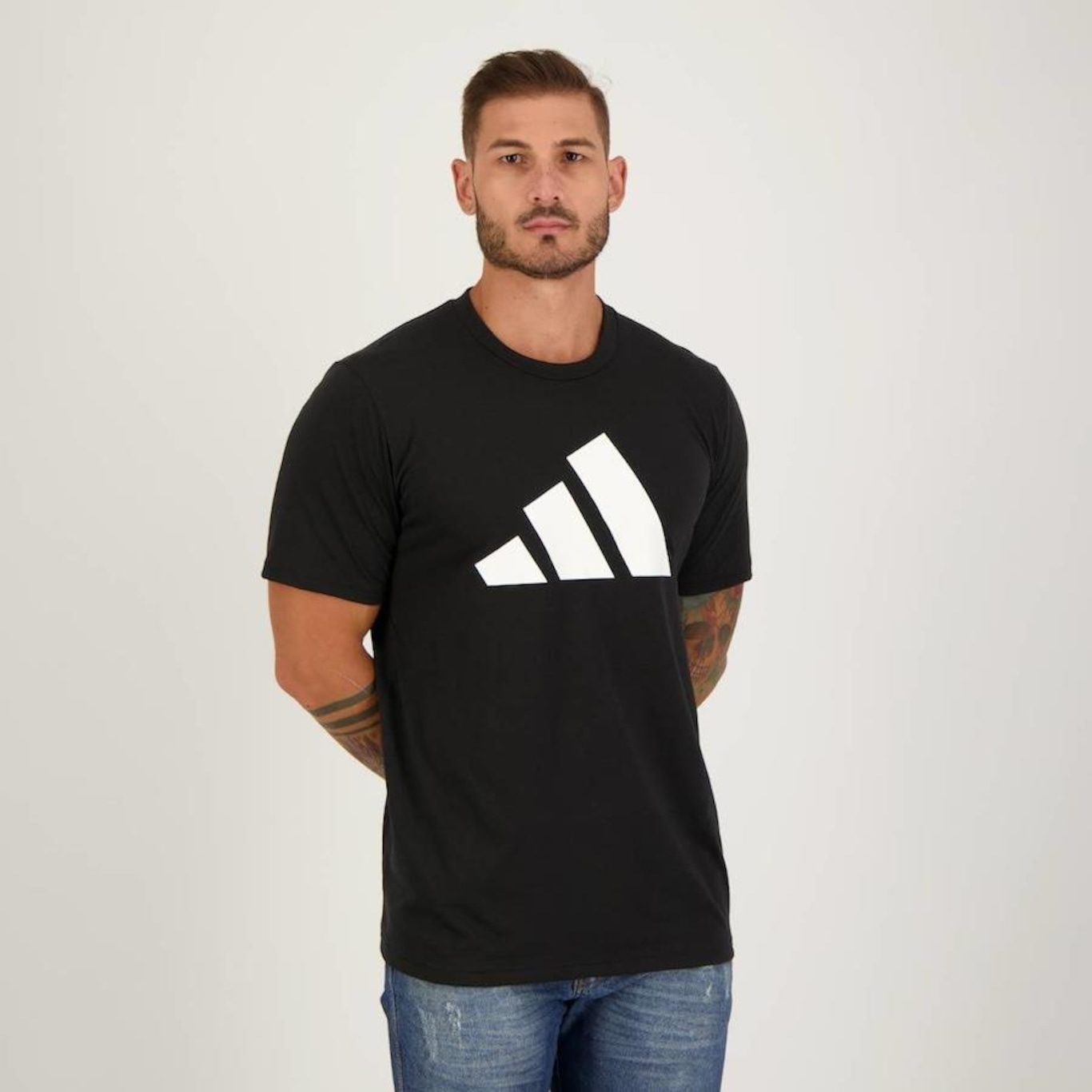 Camiseta adidas Essentials Logo - Masculina - Foto 2