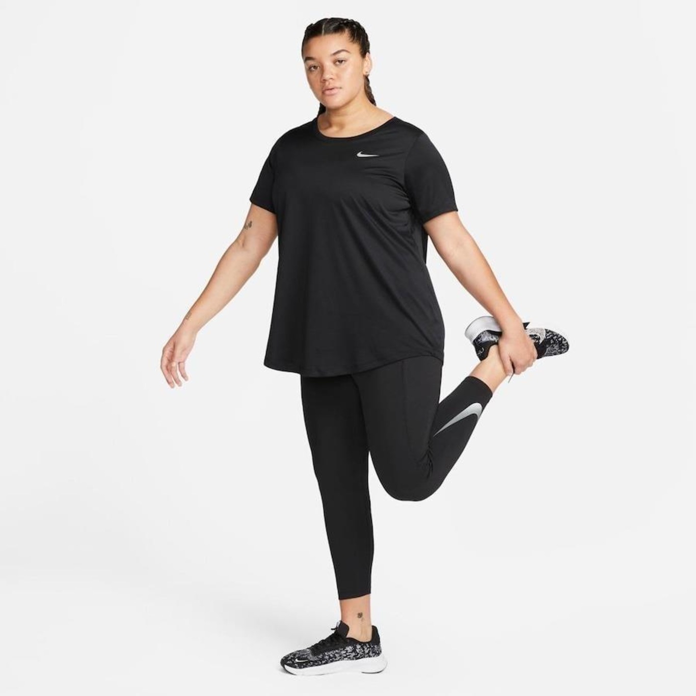Calça Legging Nike Dri-FIT Fast Swoosh Plus Size - Feminina em Promoção