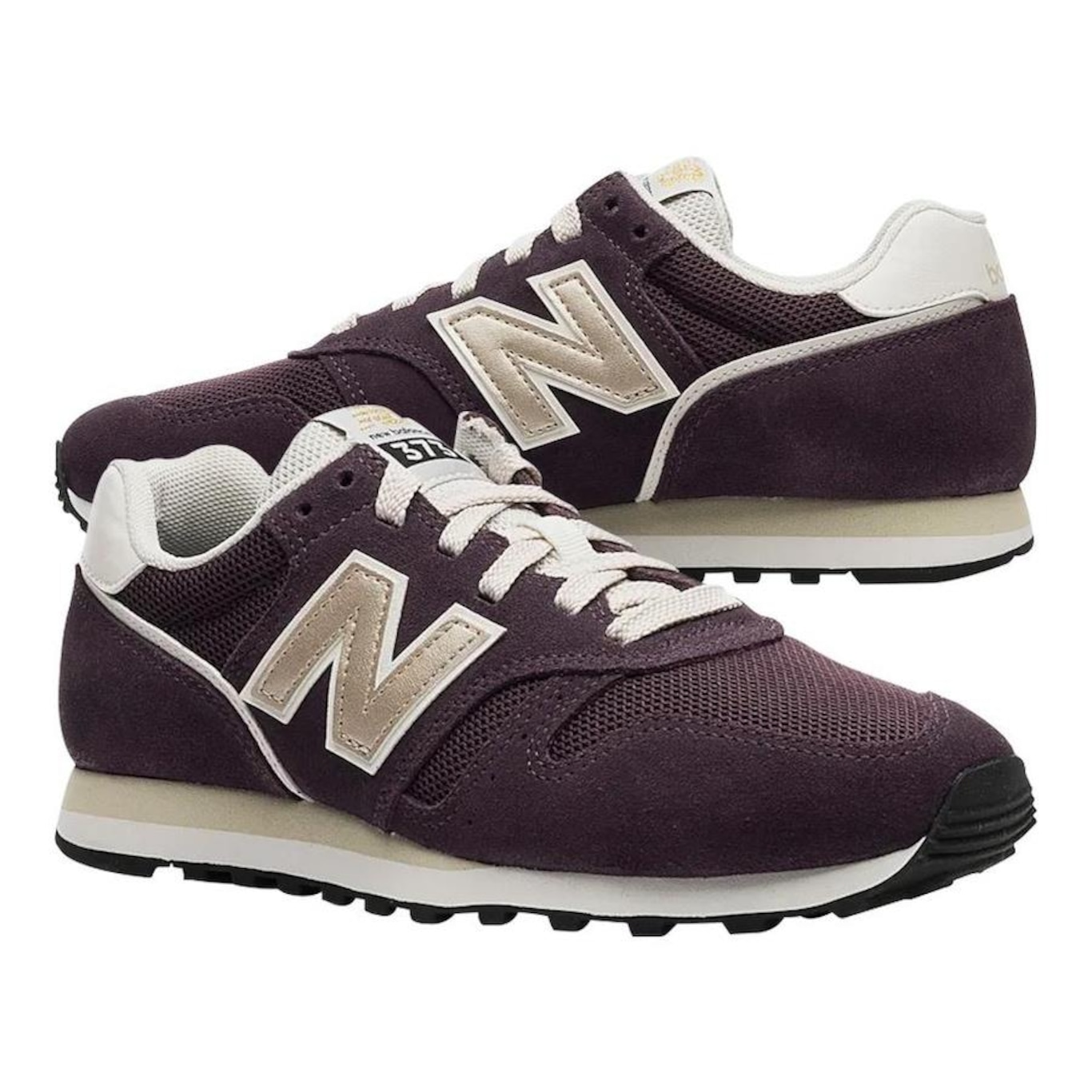 Tênis New Balance 373V2 + Par de Meias - Feminino - Foto 2