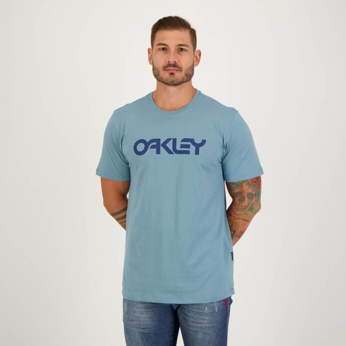 Camisas e camisetas Femininas no Brasil, camiseta oakley feminina