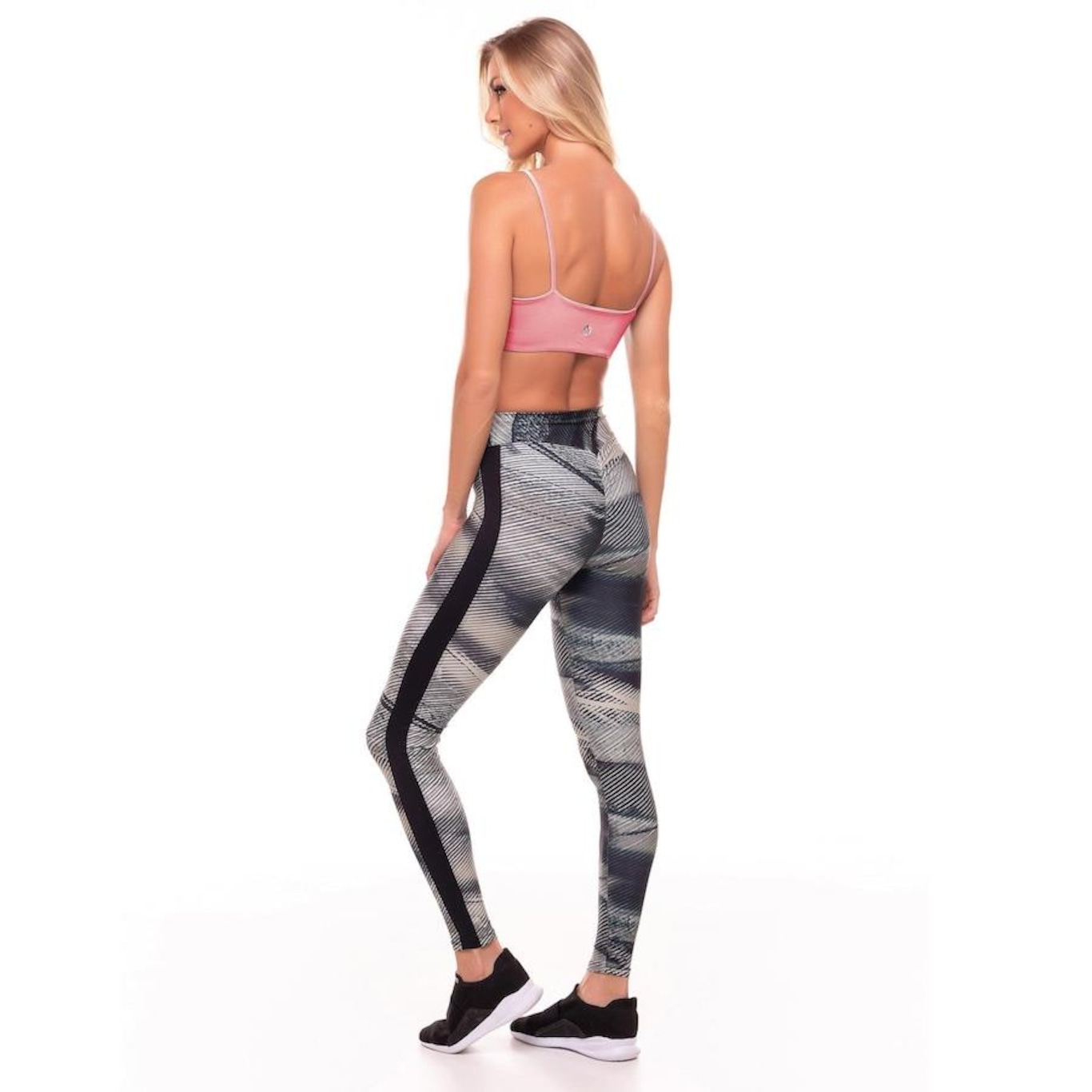 Top Fitness com Bojo Vestem Park Zig Zag - Feminino - Foto 4