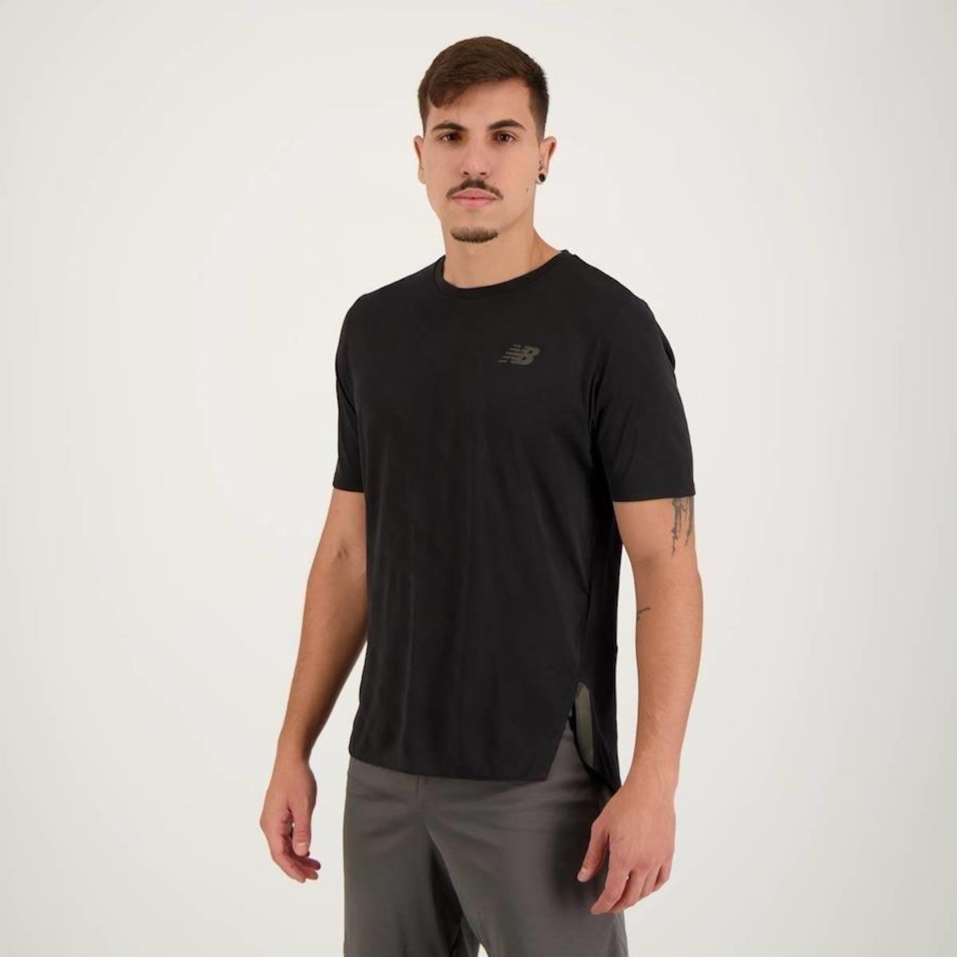 Camiseta New Balance Q Speed Jacquard - Masculina - Foto 2