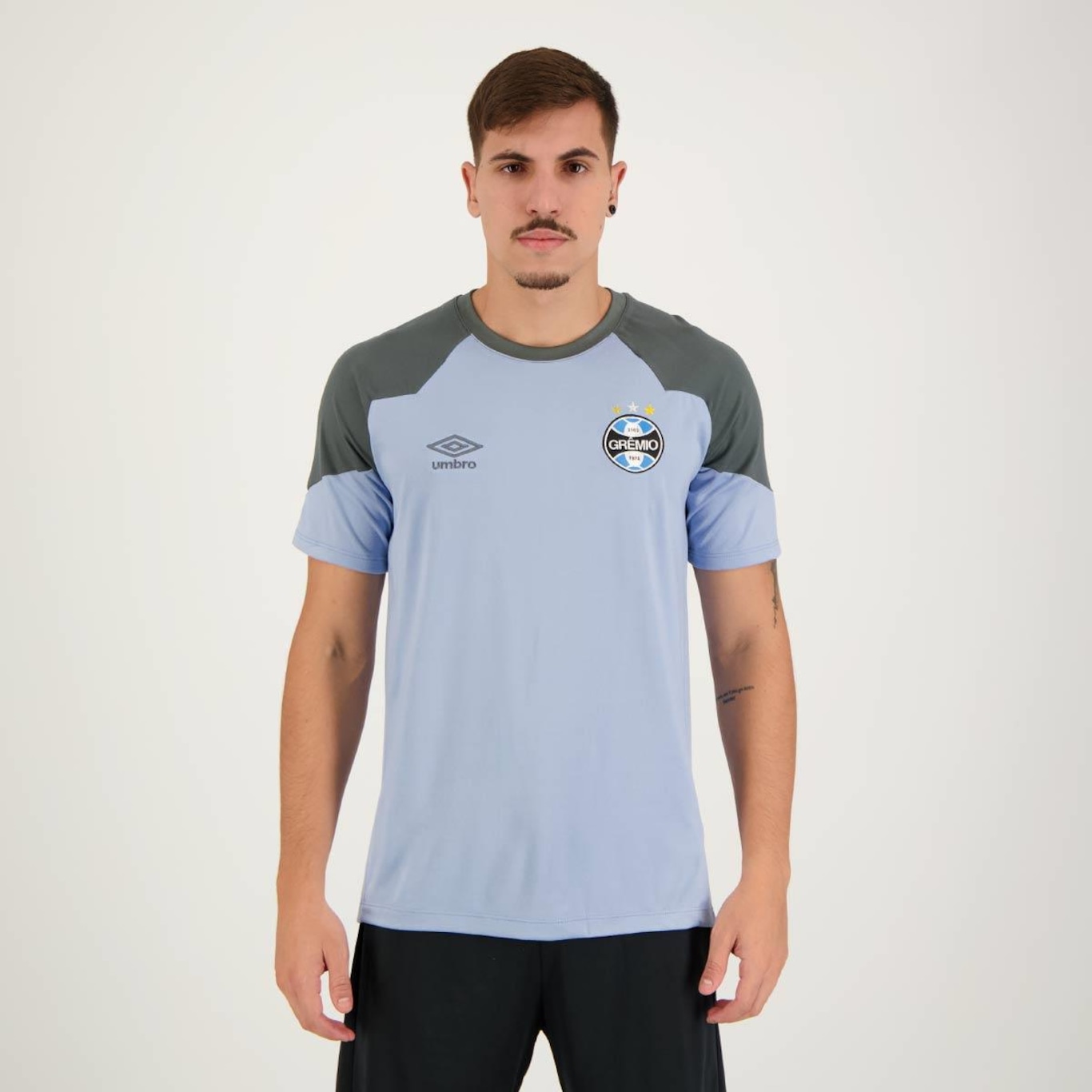 Camisa do Grêmio Concentração 2023 Umbro - Masculina - Foto 1