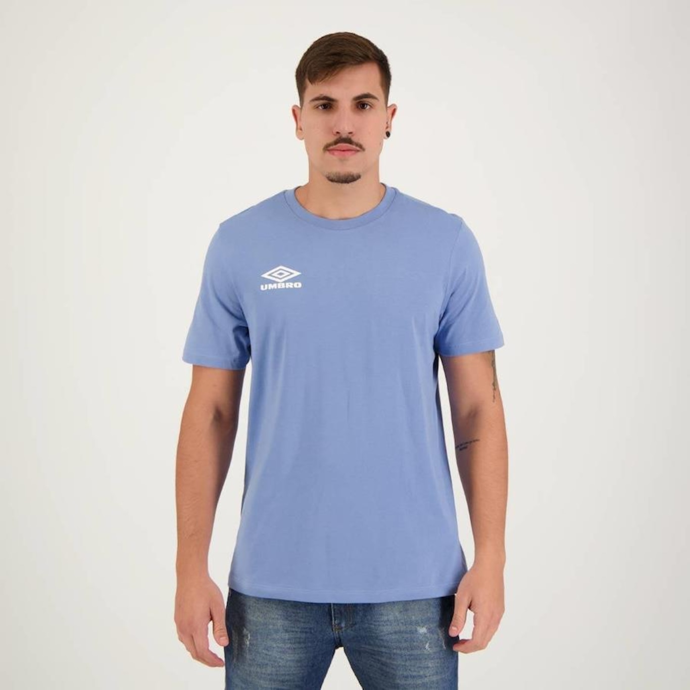 Camiseta Umbro Diamond Tradicional Logo - Masculina - Foto 1