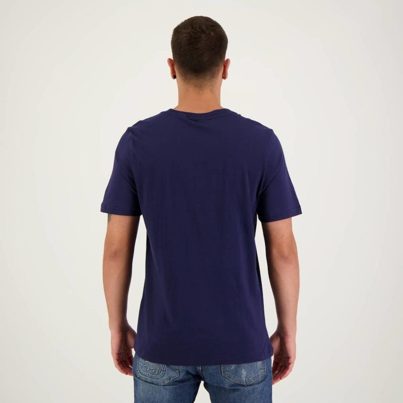 Camiseta Fila Classic Logo - Masculina - Foto 3