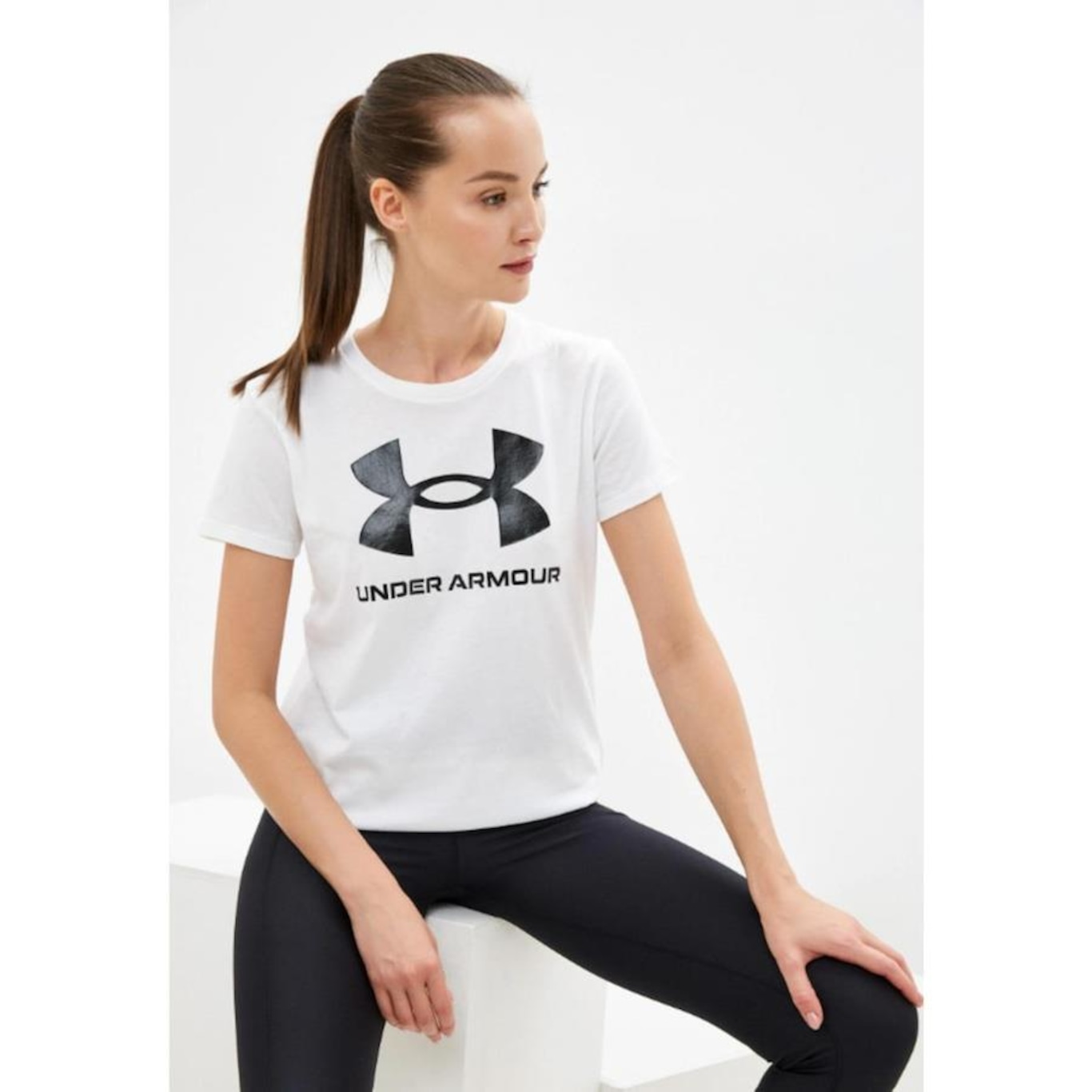 Camiseta Under Armour Sportstyle - Feminina - Foto 3