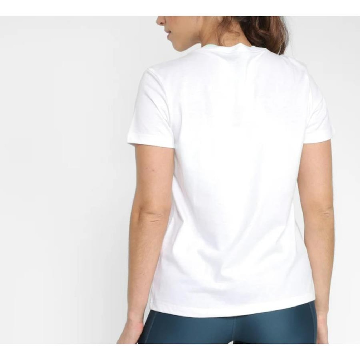 Camiseta Under Armour Sportstyle - Feminina - Foto 4