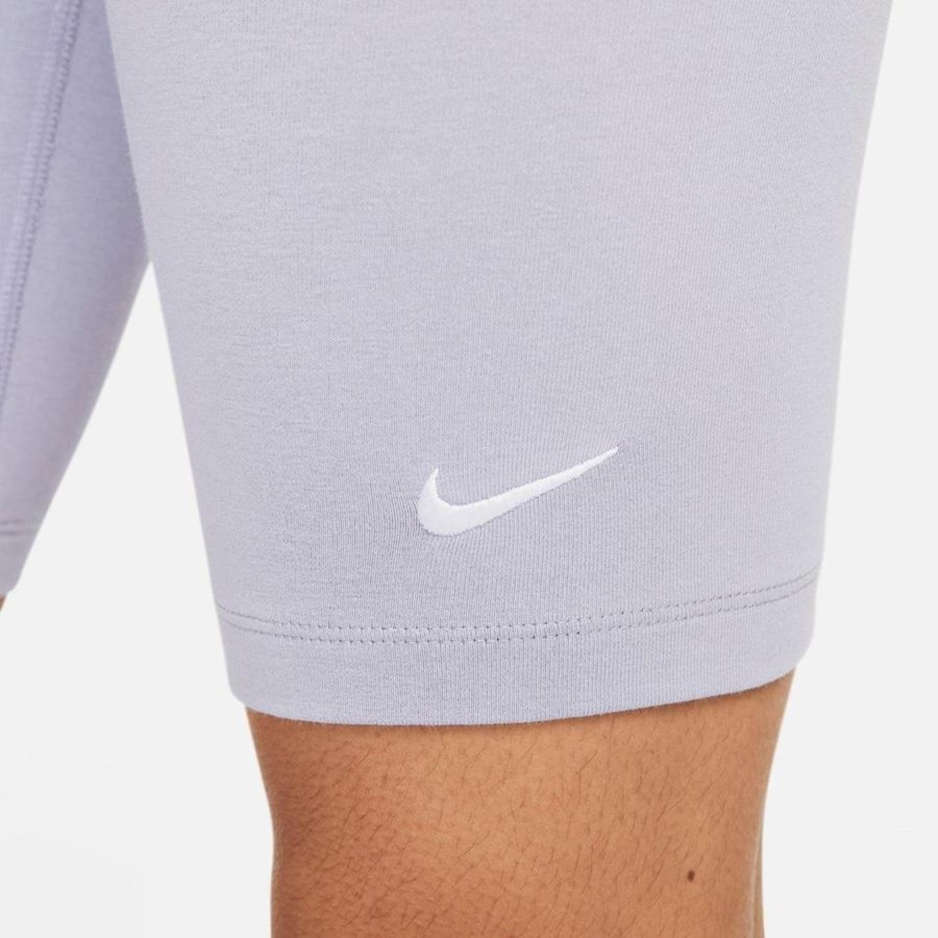 Shorts Nike Sportswear Essential - Feminino - Foto 4