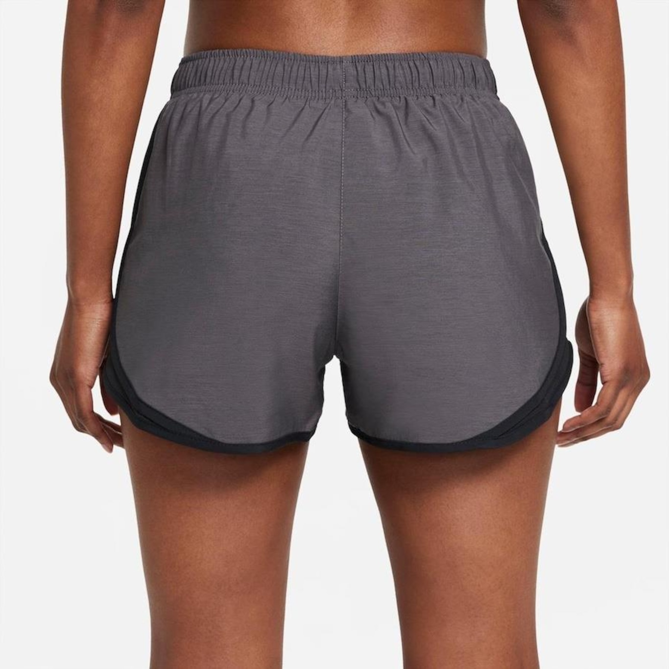 Shorts Nike Tempo - Feminino - Foto 3