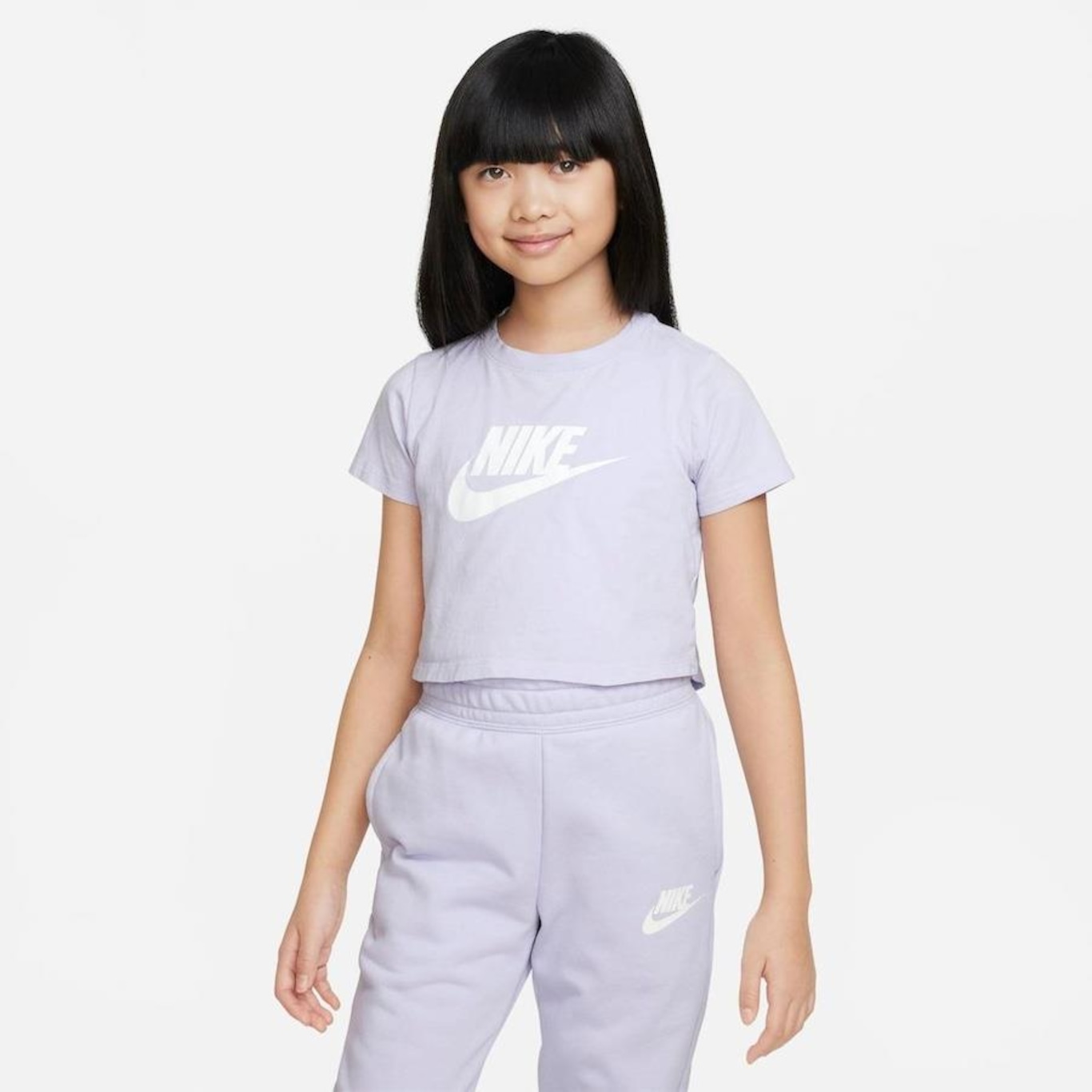 Camiseta Nike Sportswear Crop Futura - Infantil - Foto 1