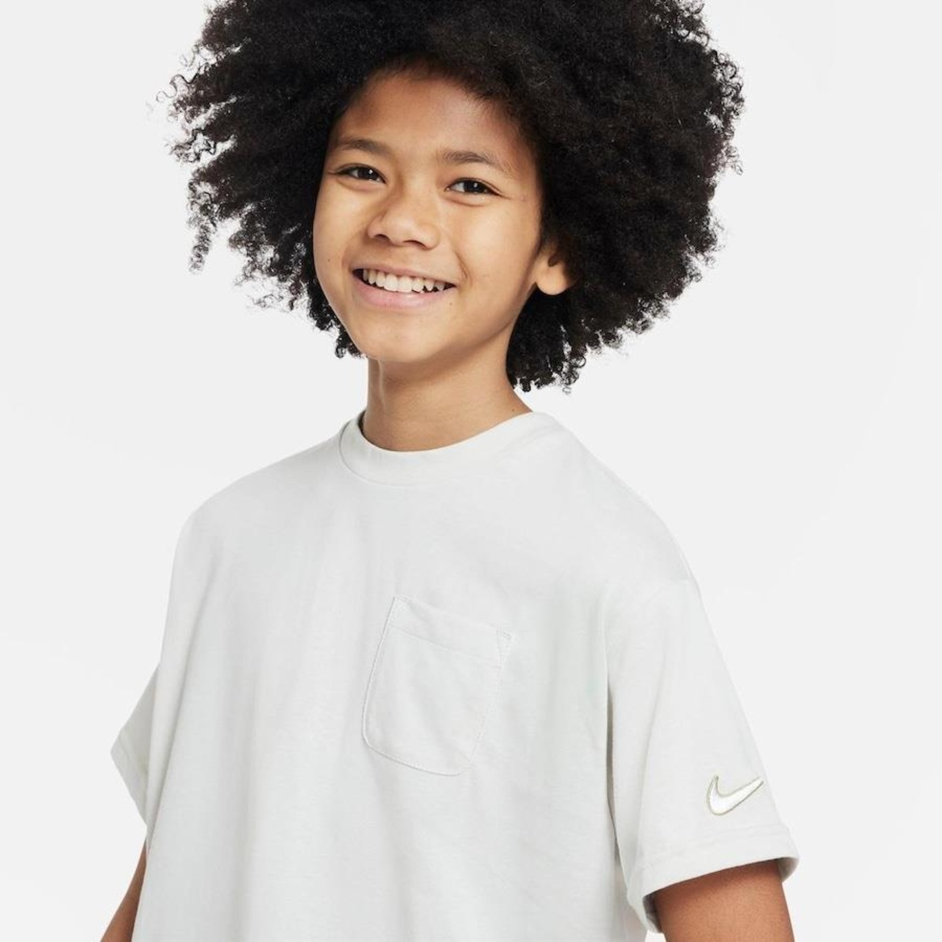 Camiseta Nike Outdoor Play - Infantil - Foto 3