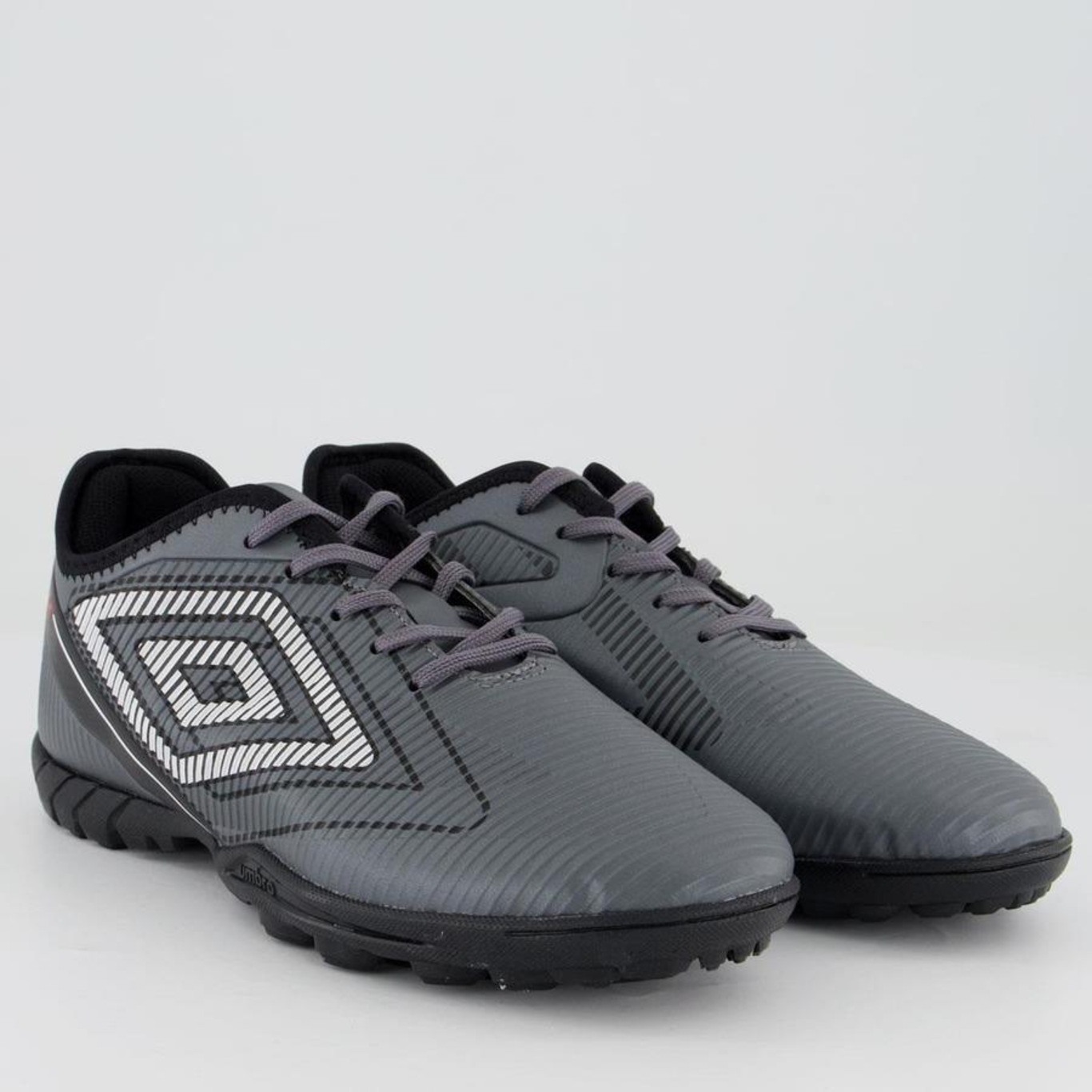 Chuteira Society Umbro Stride - Adulto - Foto 2