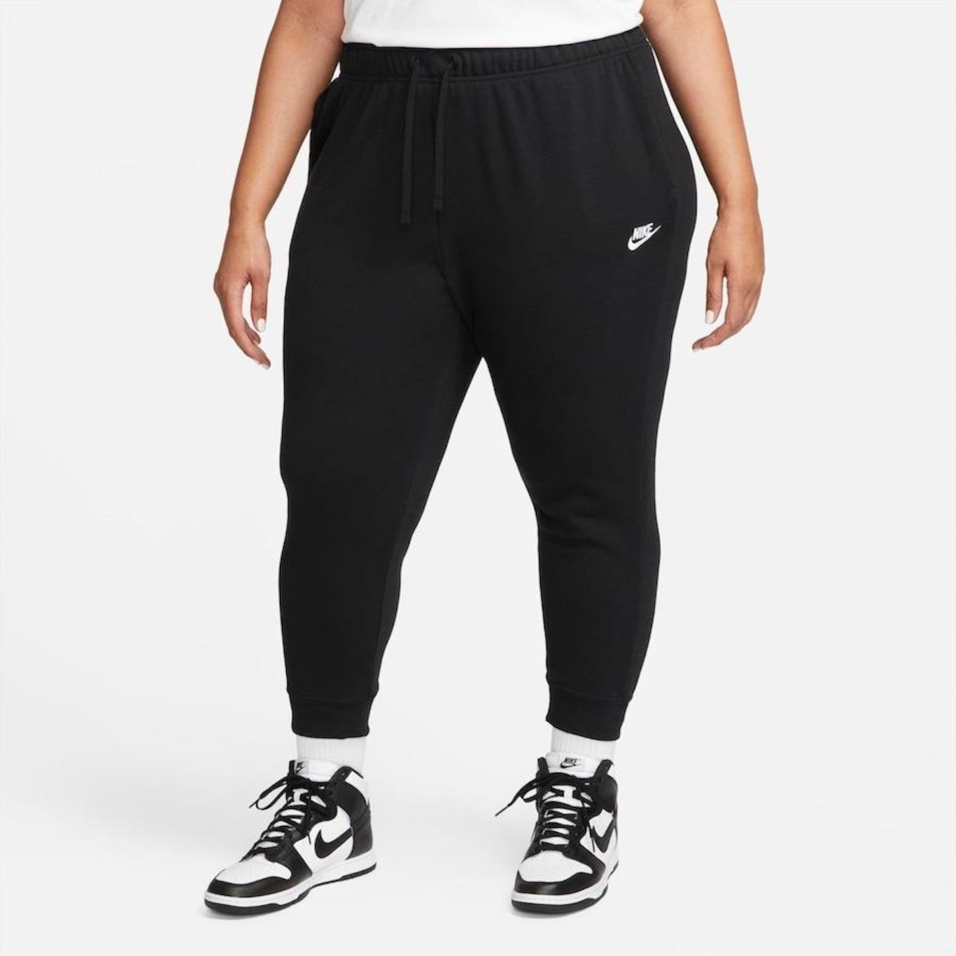 Plus Size - Legging Nike Sportswear Essential Feminina