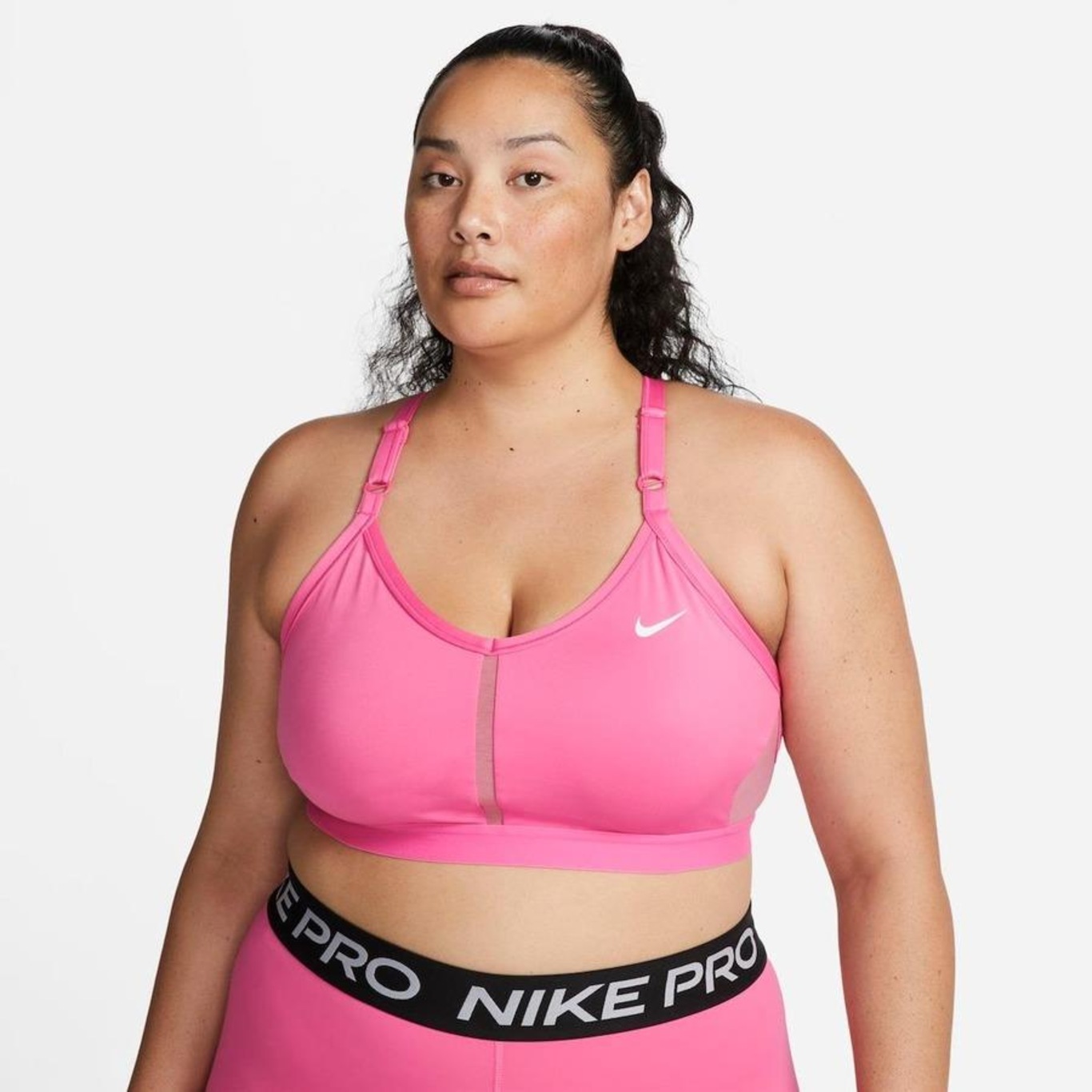 Top Fitness Plus Size Nike Dri-FIT Indy - Feminino