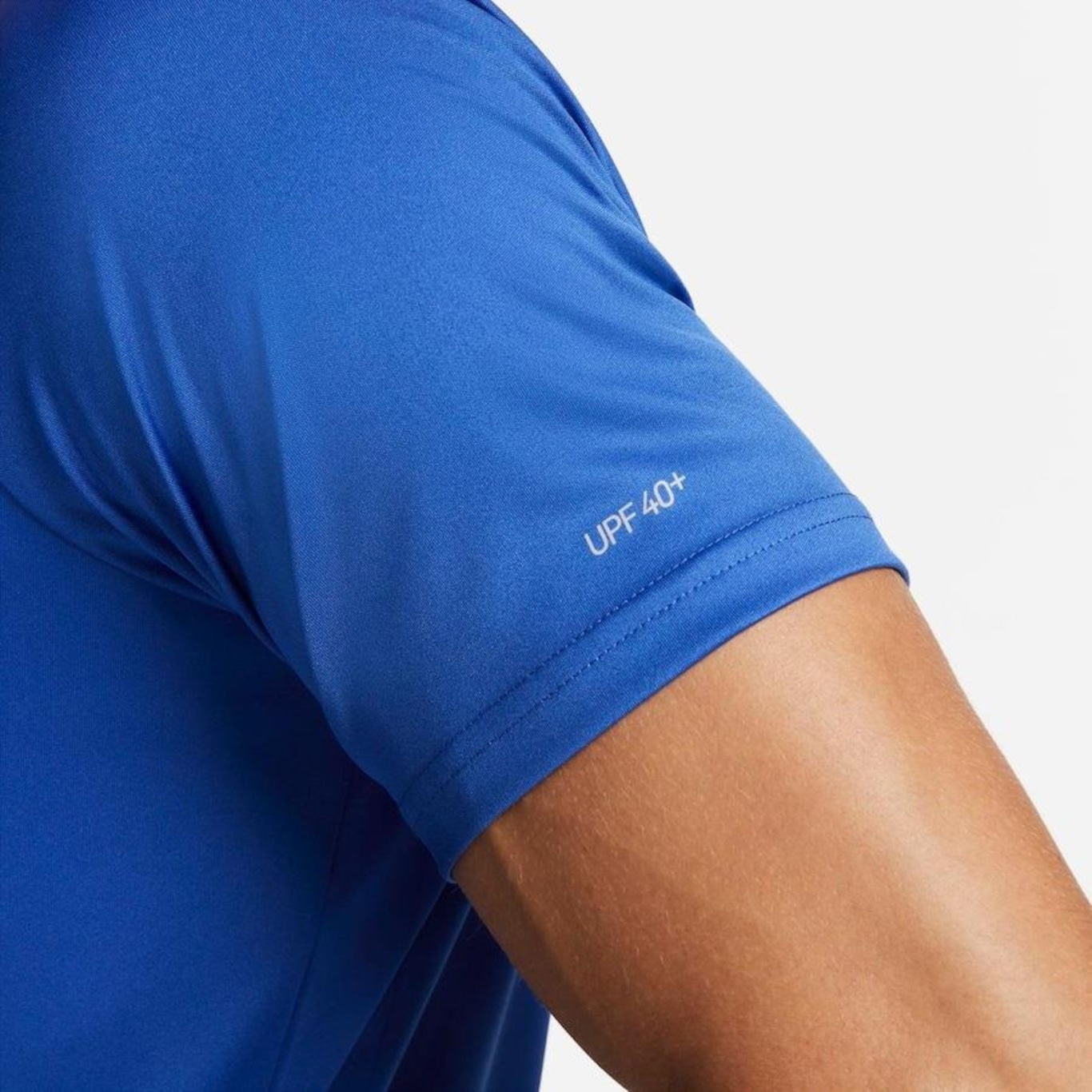 Camiseta Nike Essential Hydro - Masculina - Foto 4