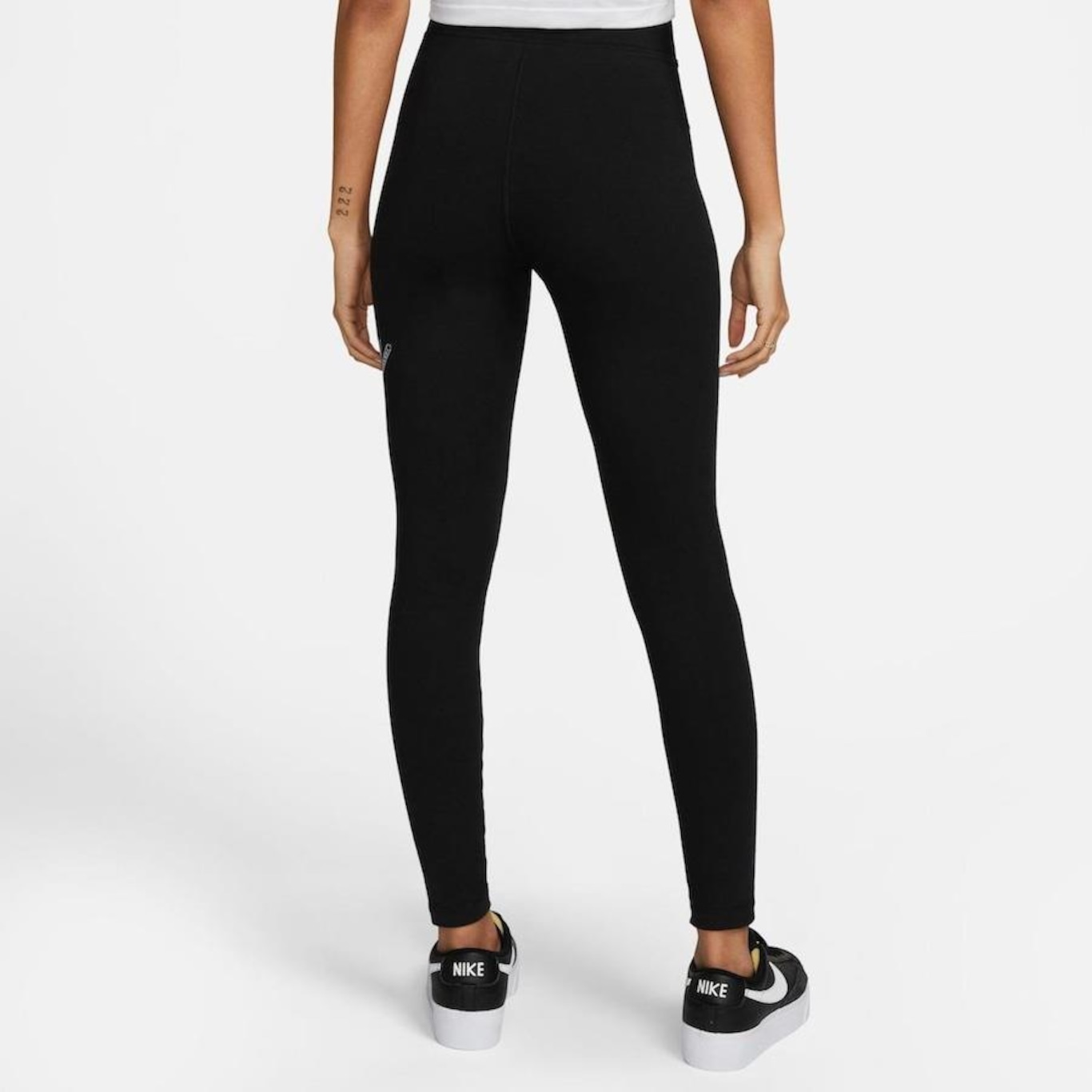 Calça Legging Nike Sportswear Swoosh - Feminina