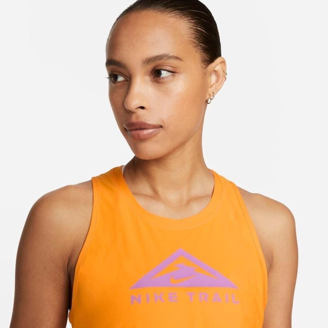 Camiseta Regata Nike Dri-FIT Trail Running - Feminina - Foto 3