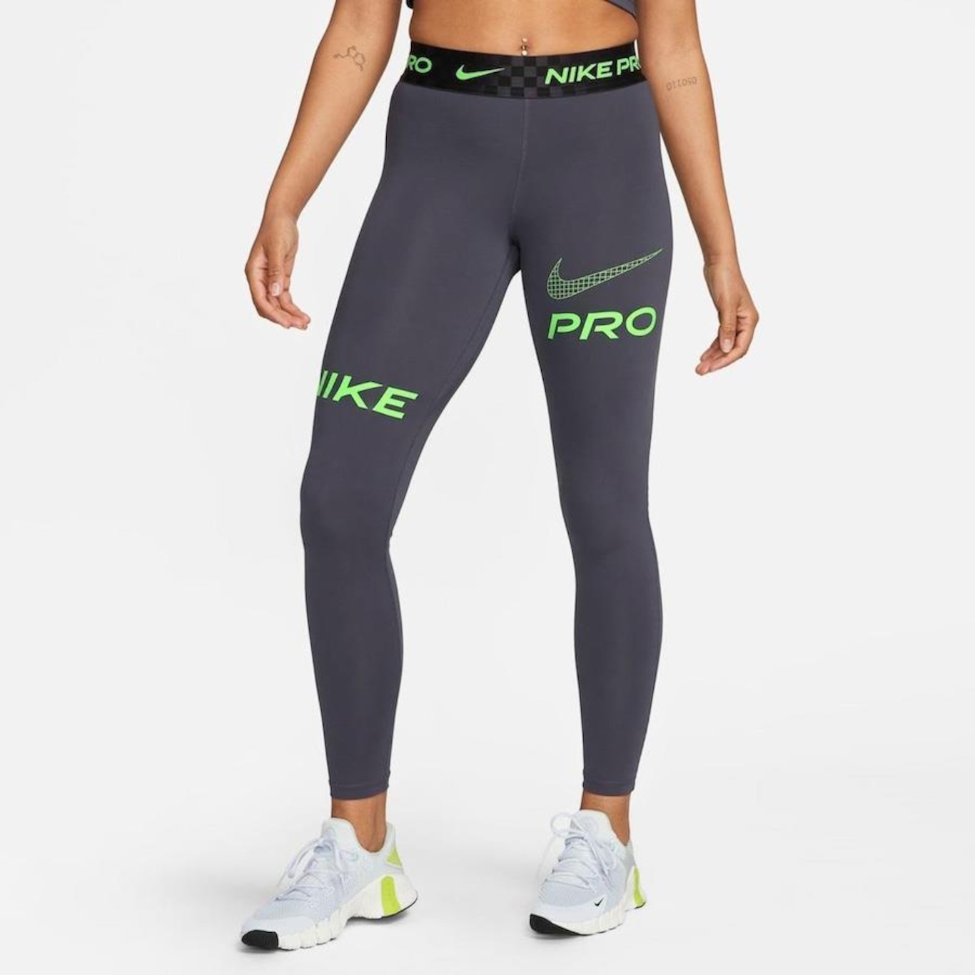Calça Legging Nike Pro Dri-FIT - Feminina em Promoção