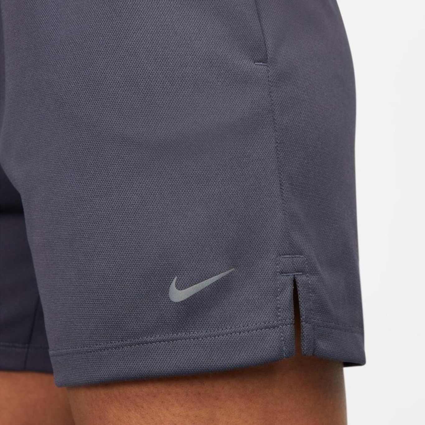 Shorts Nike Dri-FIT Attack - Feminino - Foto 5