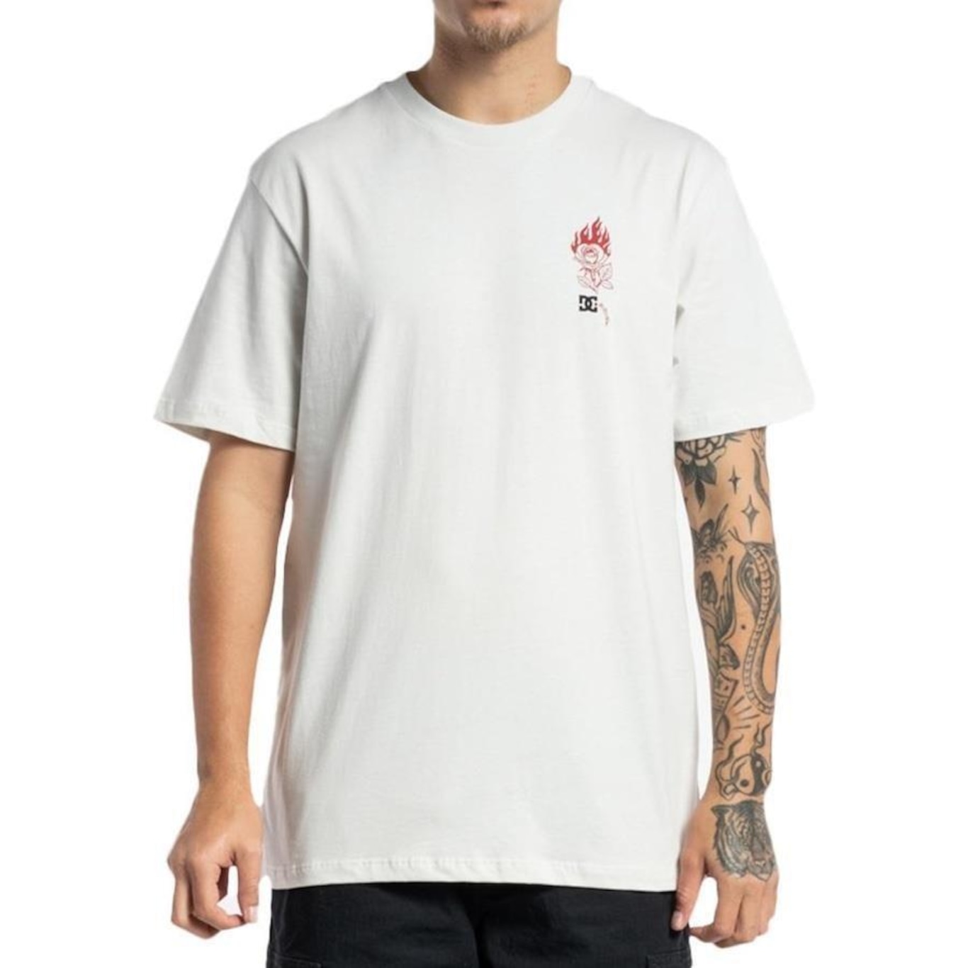 Camiseta DC Shoes Triple Aye WT23 - Masculina - Foto 1