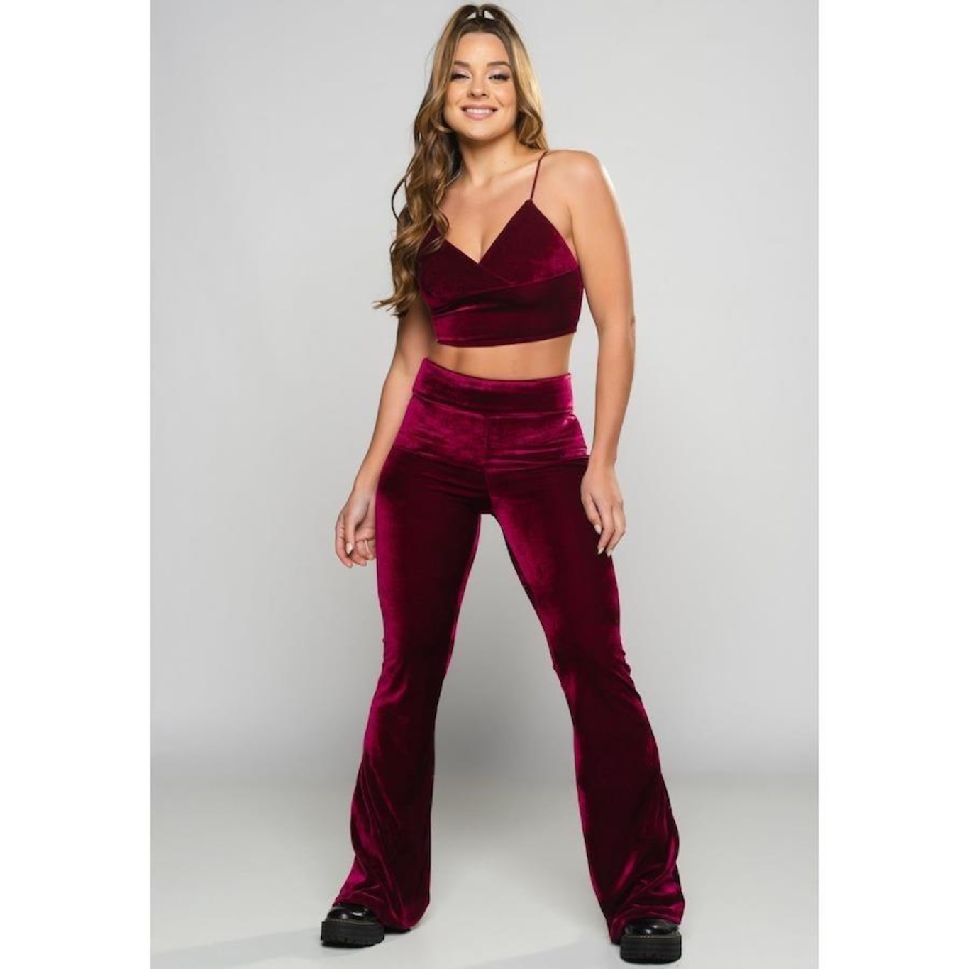 Calça Flare Veludo Molhado Pantalona Cintura Alta Mvb Modas - Feminina - Foto 2