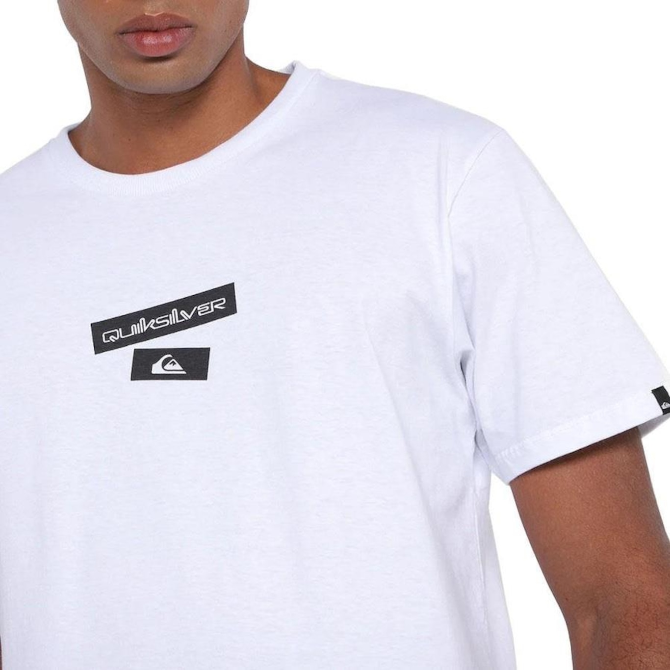 Camiseta Quiksilver Care Embroidery - Masculina - Foto 3