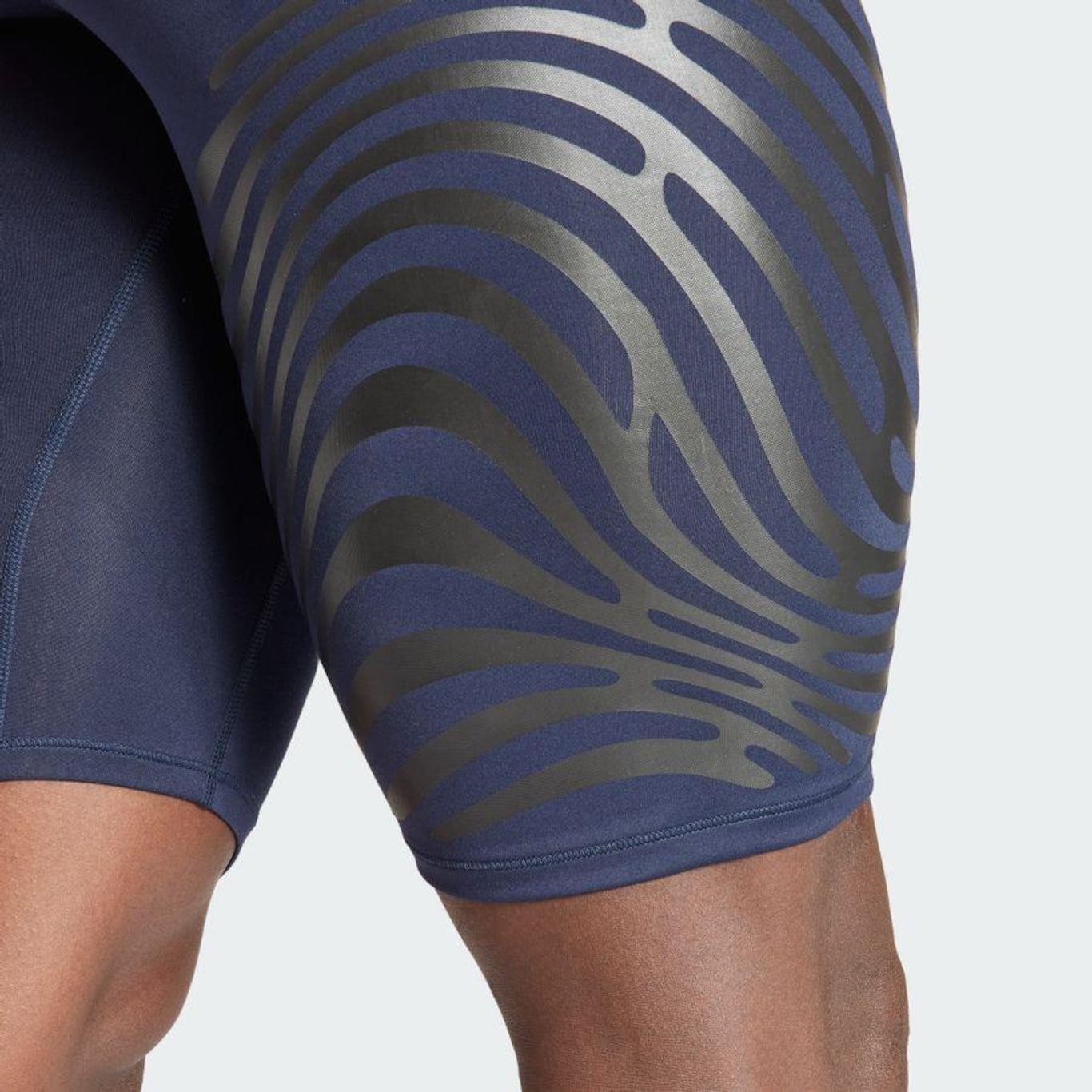 Bermuda Masculina adidas Adizero Tight Fit Rheon - Foto 6