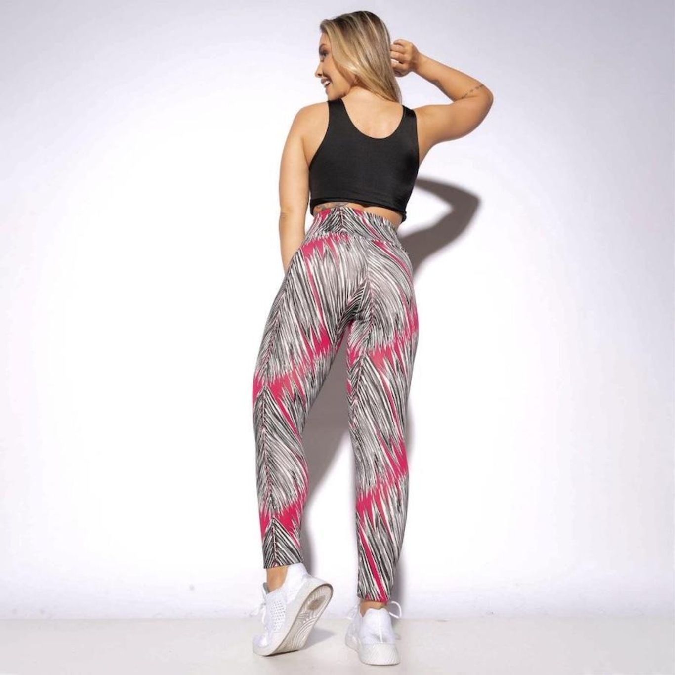 Calça Legging Honey Be Fitness Estampada Penas fundo - Feminina - Foto 5