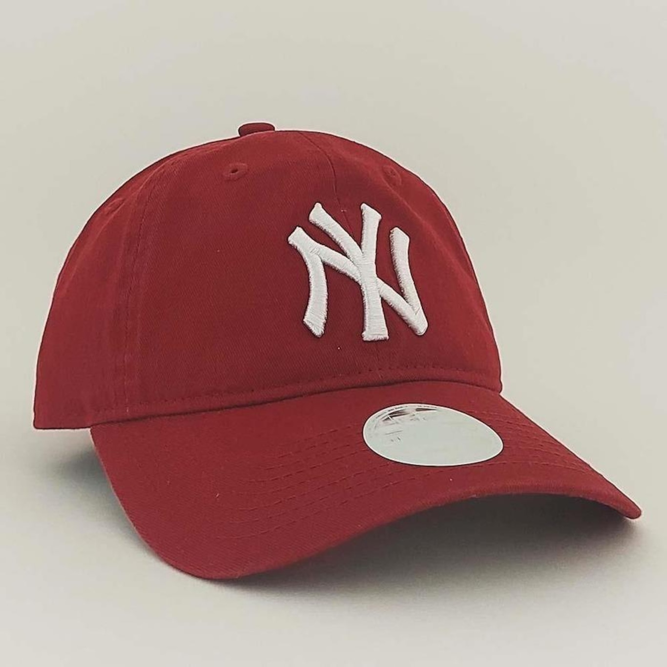 Boné Aba Curva New Era 9Twenty New York Yankees - Strapback - Feminino - Foto 2