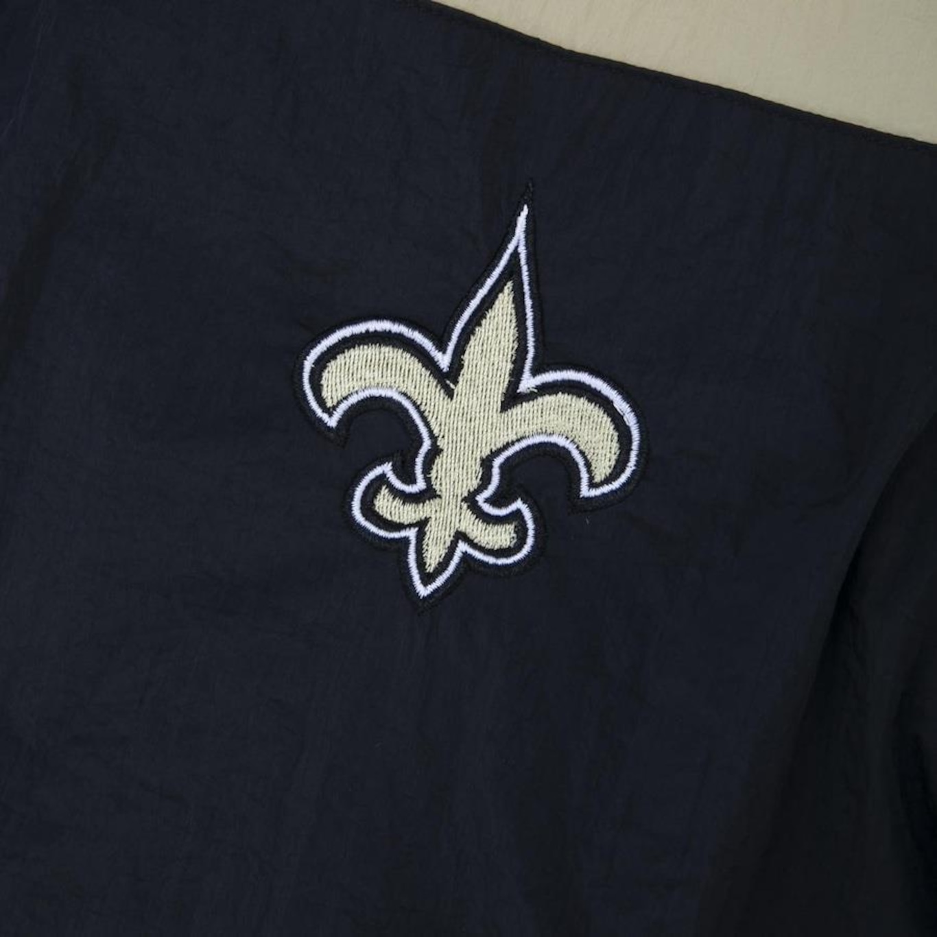 Jaqueta Corta Vento com Capuz New Era Windbreaker NFL New Orleans Saints Back To School - Masculina - Foto 5