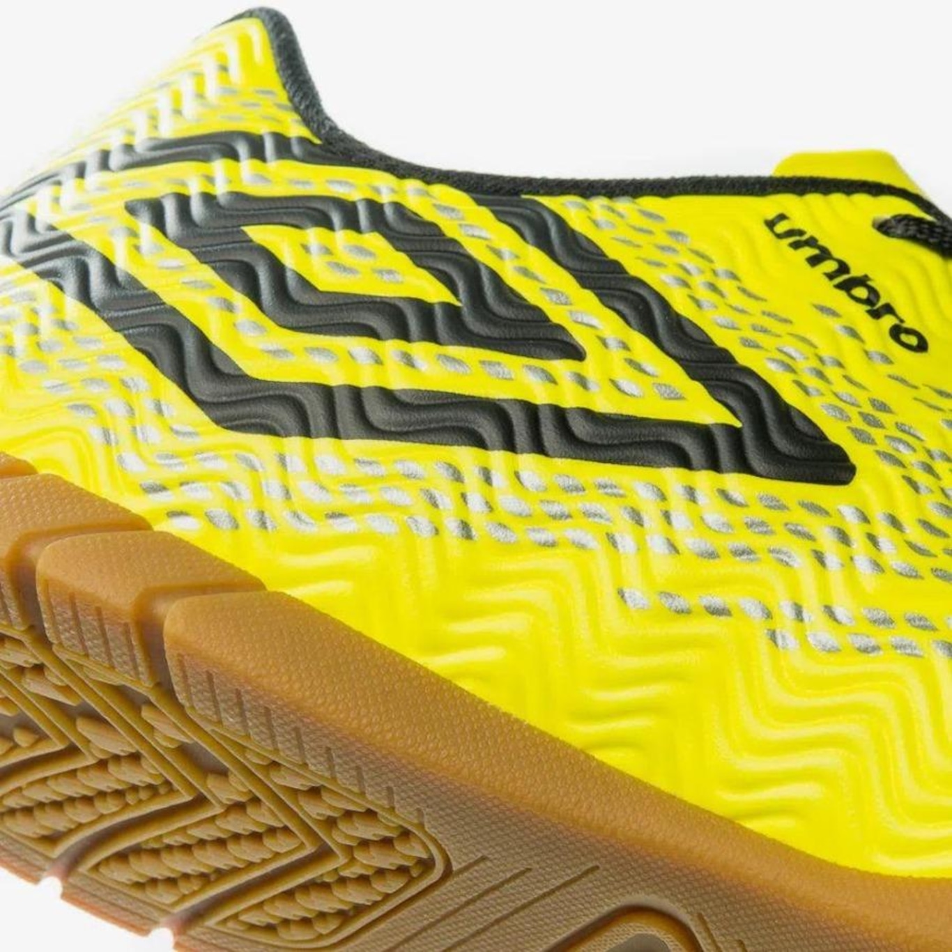 Chuteira Futsal Umbro Ultraskin - Infantil - Foto 5