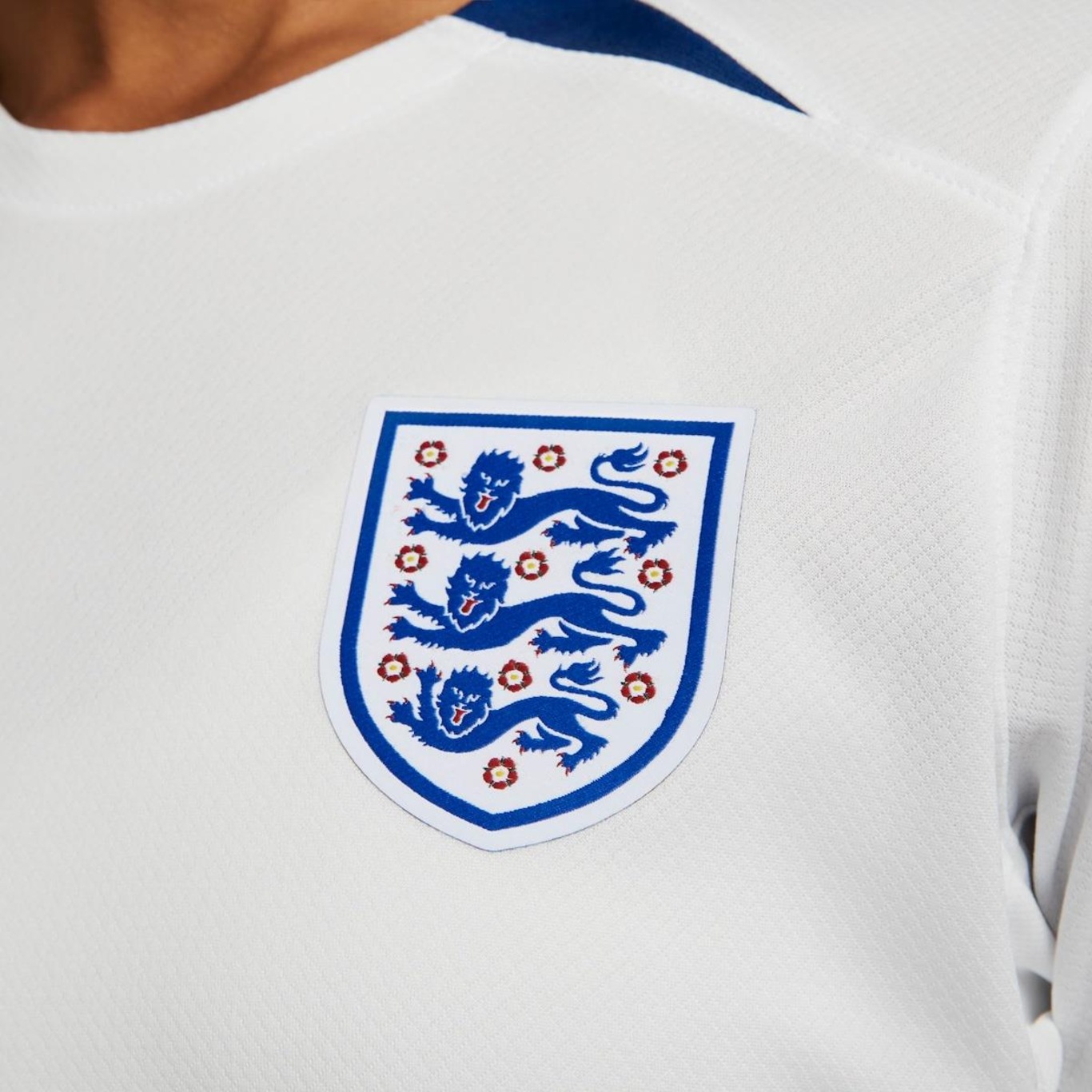 Camiseta Inglaterra I 2023/24 Nike Torcedora Pro - Feminina - Foto 5