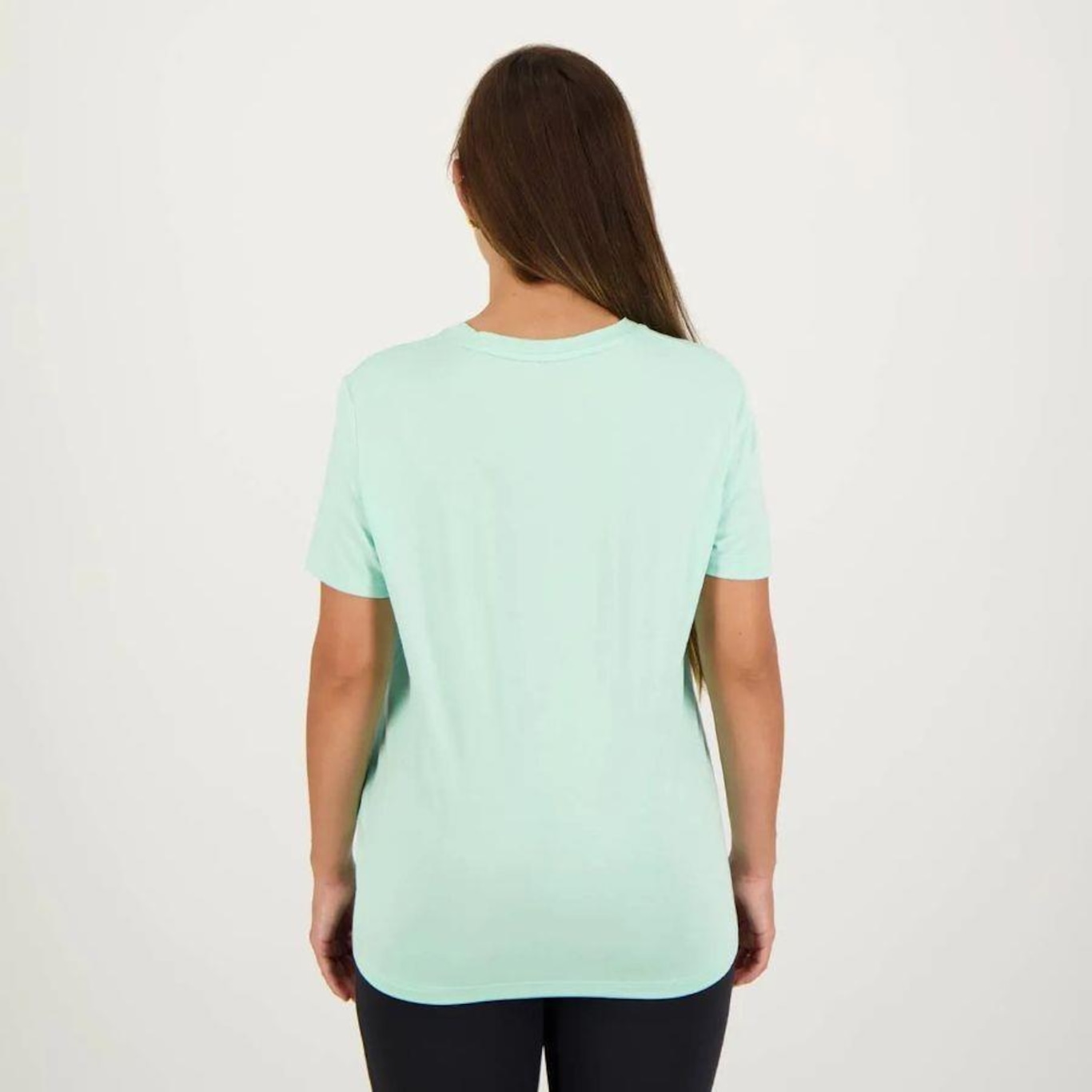 Camiseta Fila Letter Fit - Feminina - Foto 4